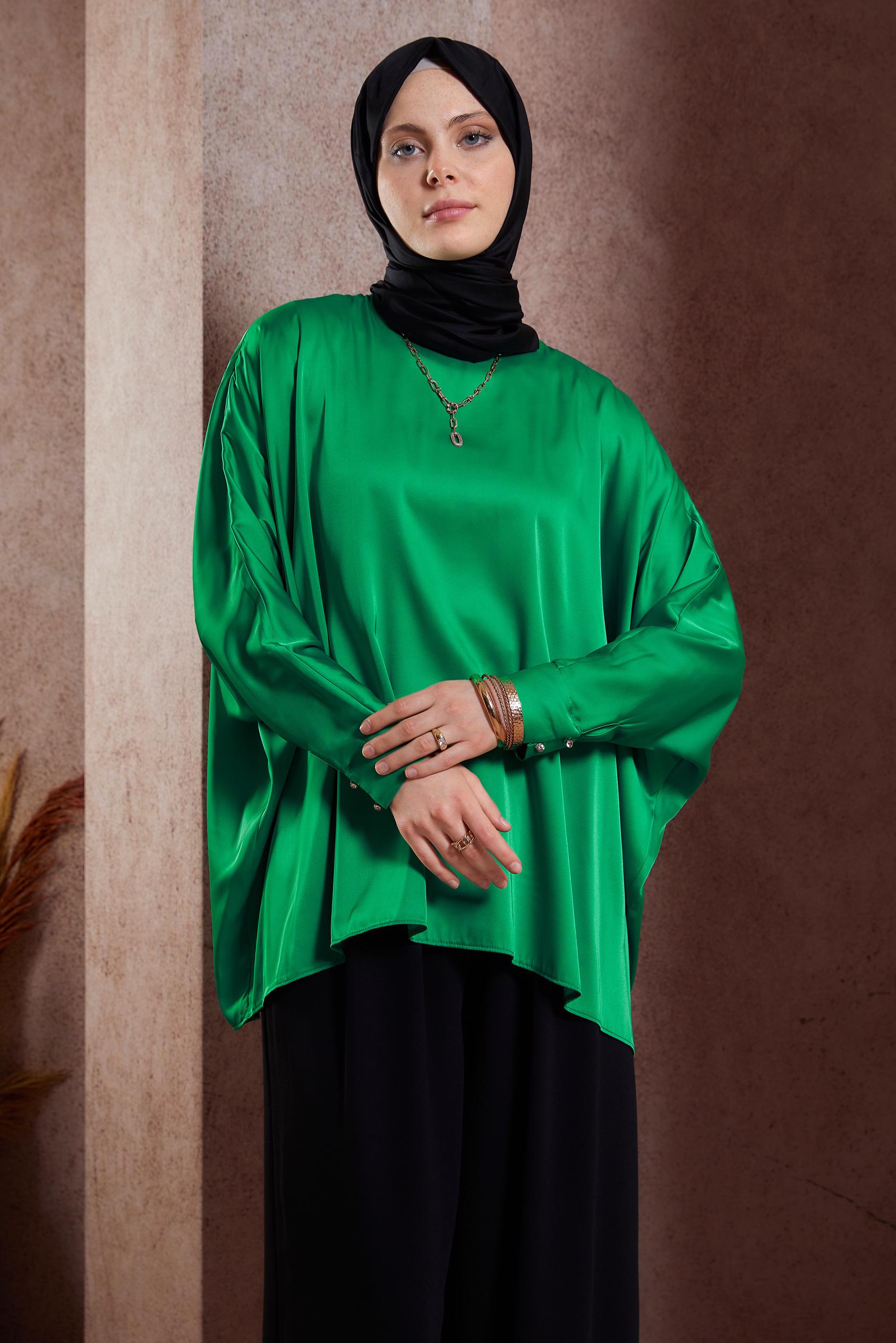 Tesettür giyim YEŞİL YARASA KOL SATEN BLUZ 44410
