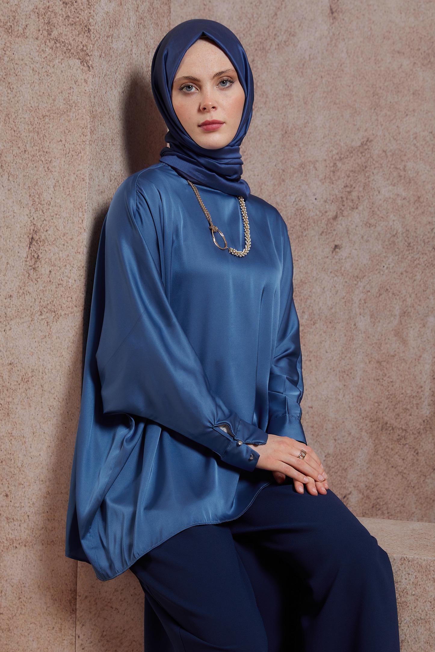 Tesettür giyim LACİVERT YARASA KOL SATEN BLUZ 44410