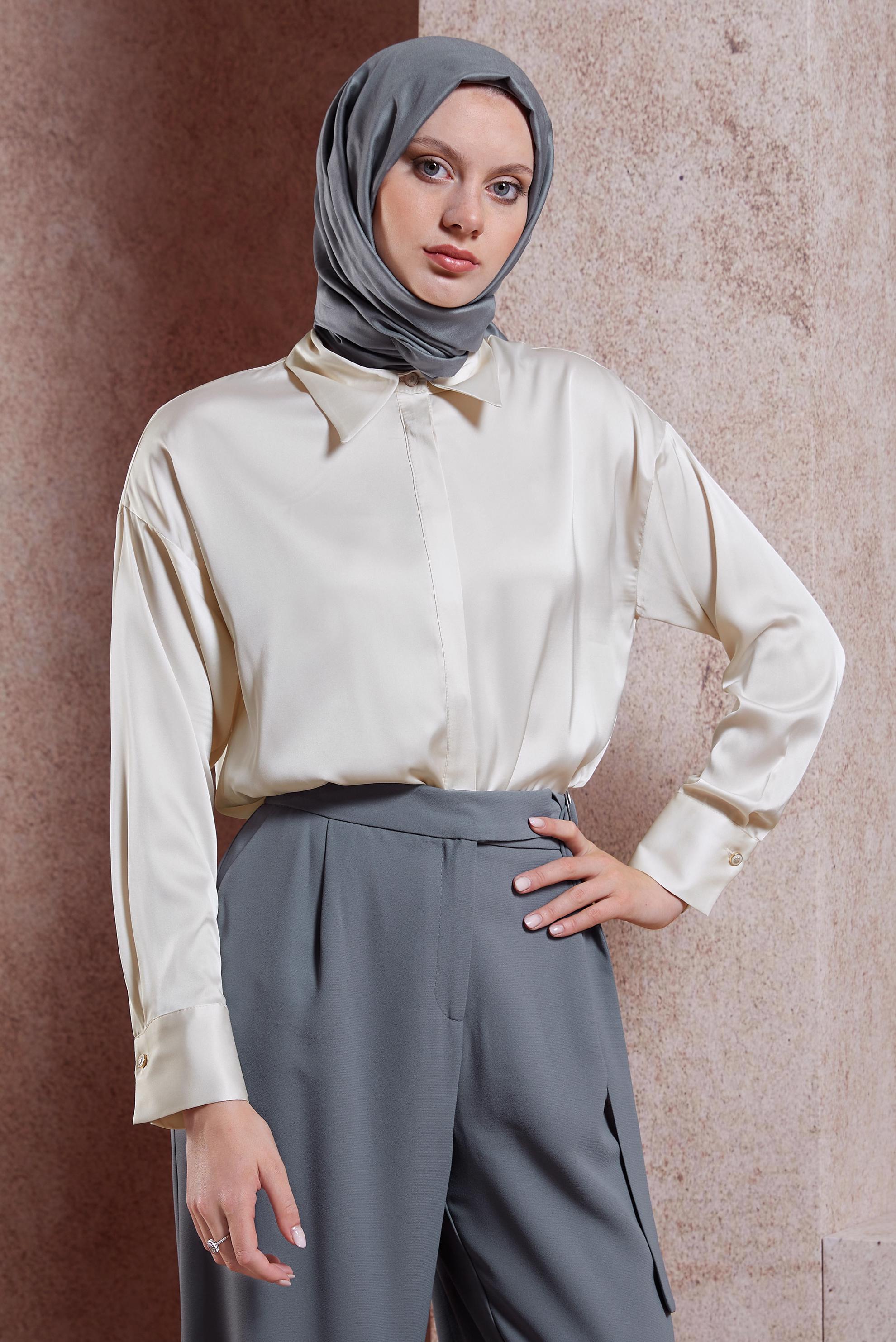 Tesettür giyim EKRU SATEN GÖMLEK BLUZ 44430