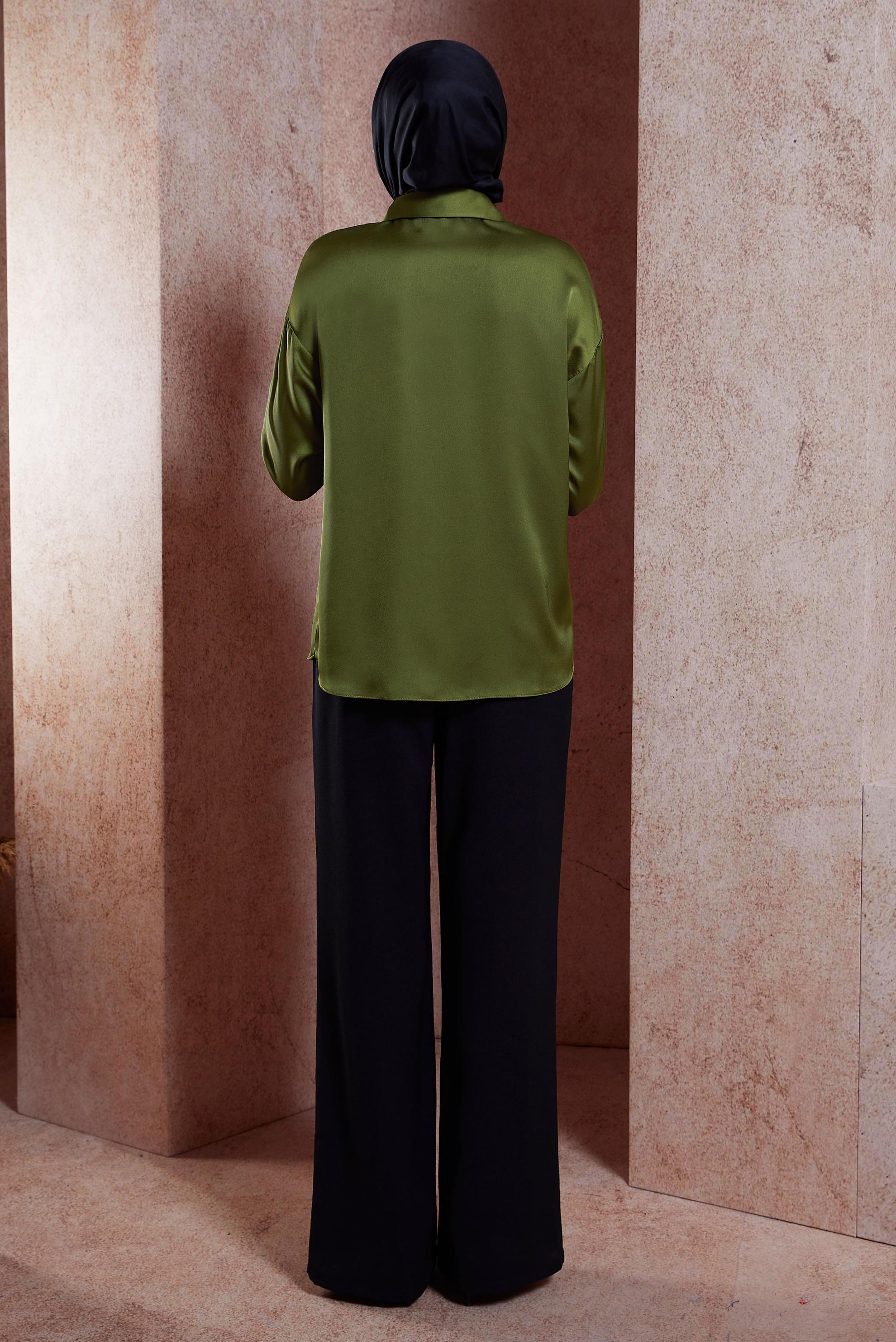 Tesettür giyim HAKİ SATEN GÖMLEK BLUZ 44430