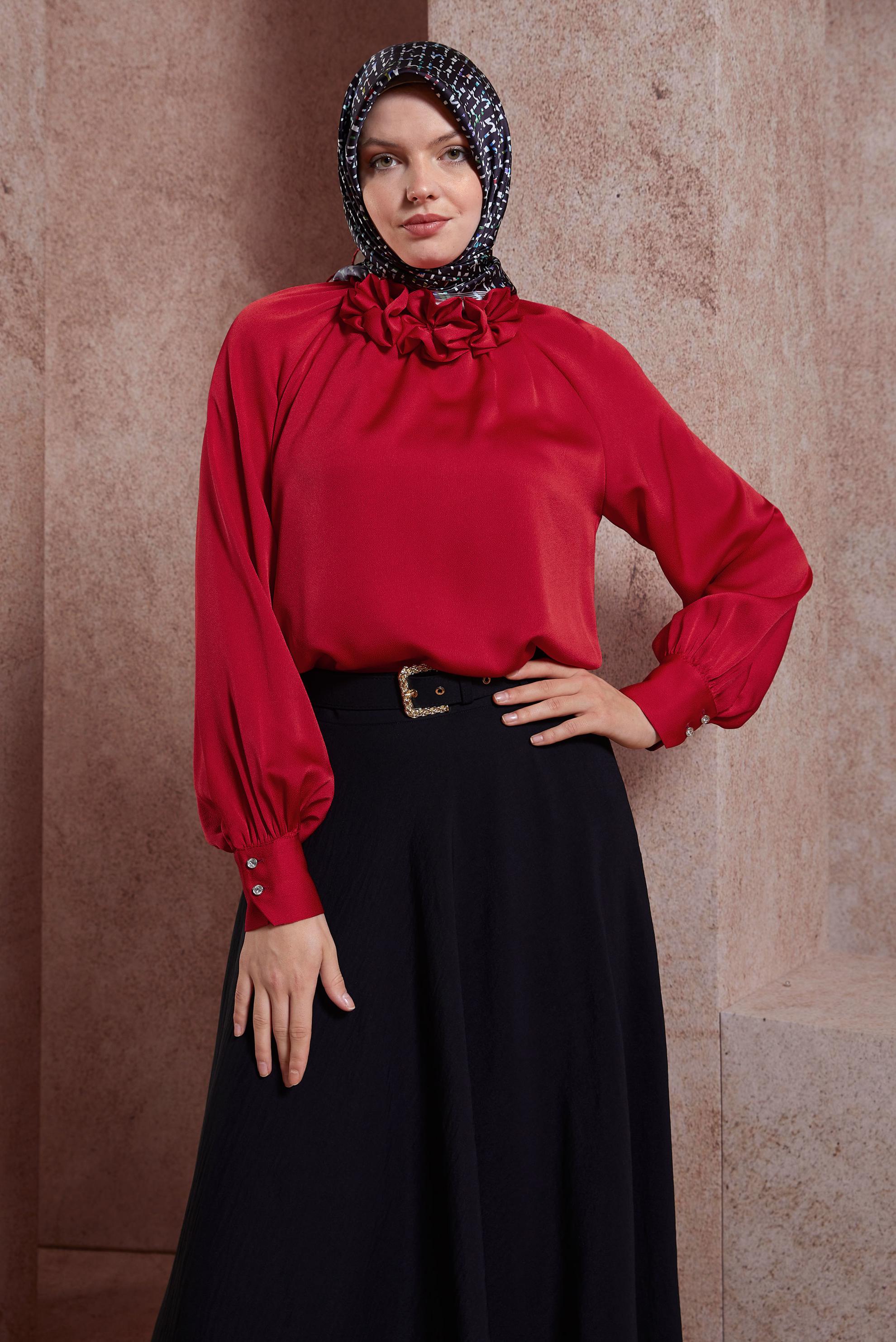 Tesettür giyim KIRMIZI SATEN BLUZ 44554