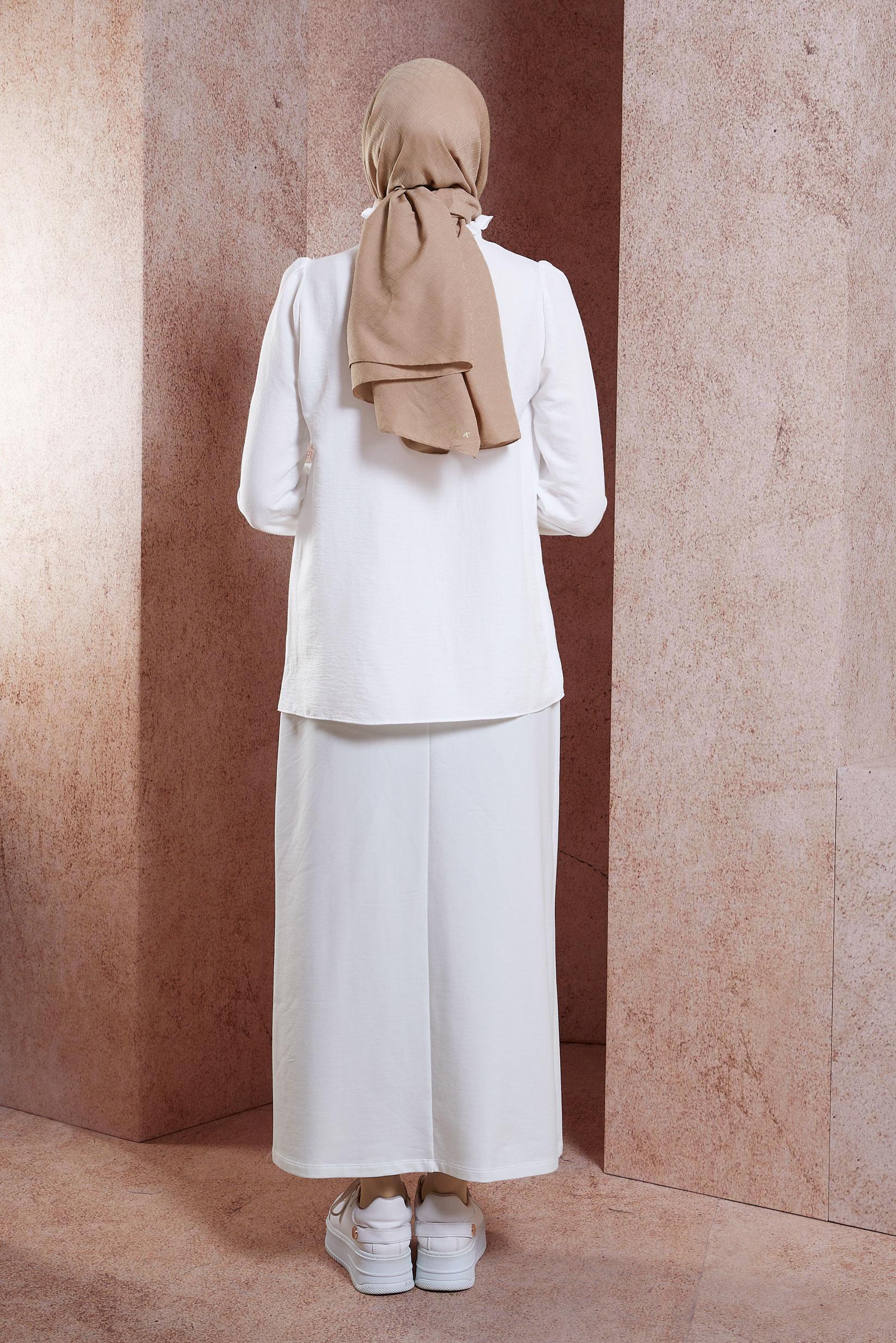 Tesettür giyim BEYAZ BAĞLAMALI YAKA BLUZ 44596