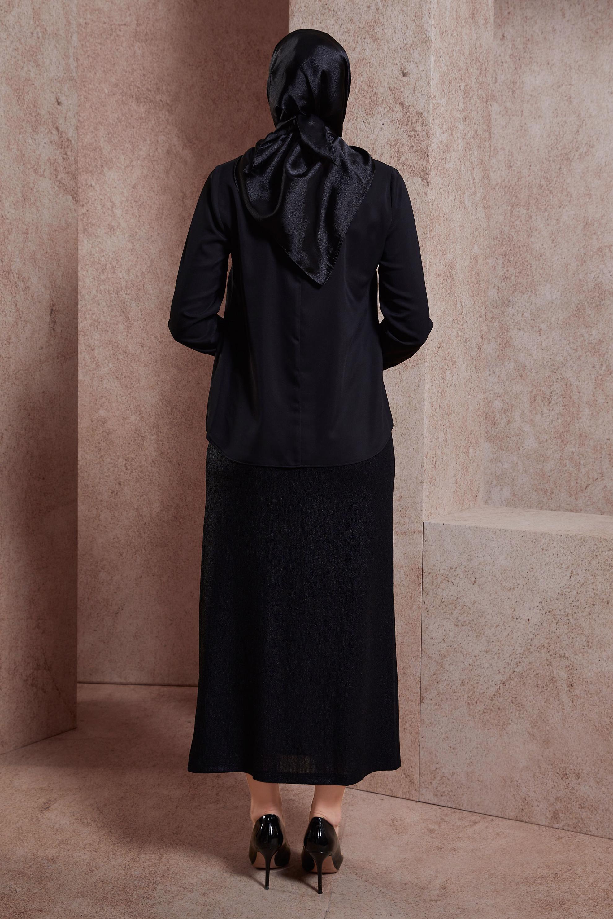 Tesettür giyim SİYAH BAĞLAMA DETAYLI BLUZ 44613