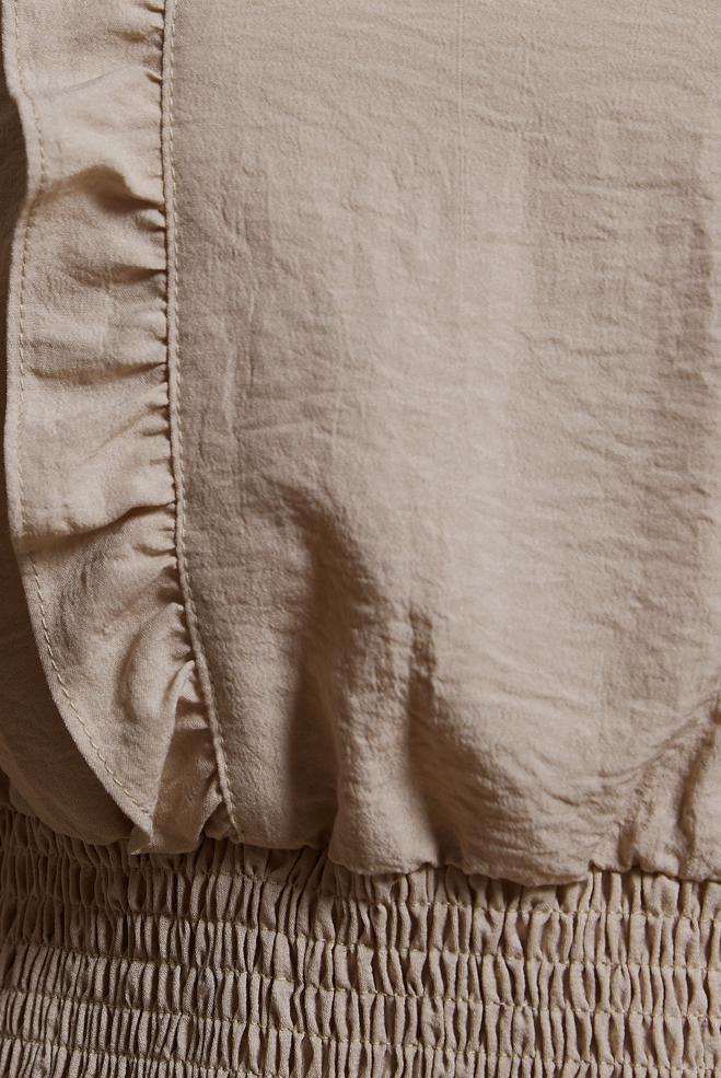 Tesettür giyim BEJ GİPELİ FIRFIR DETAYLI BLUZ 44616 - ALVİNA