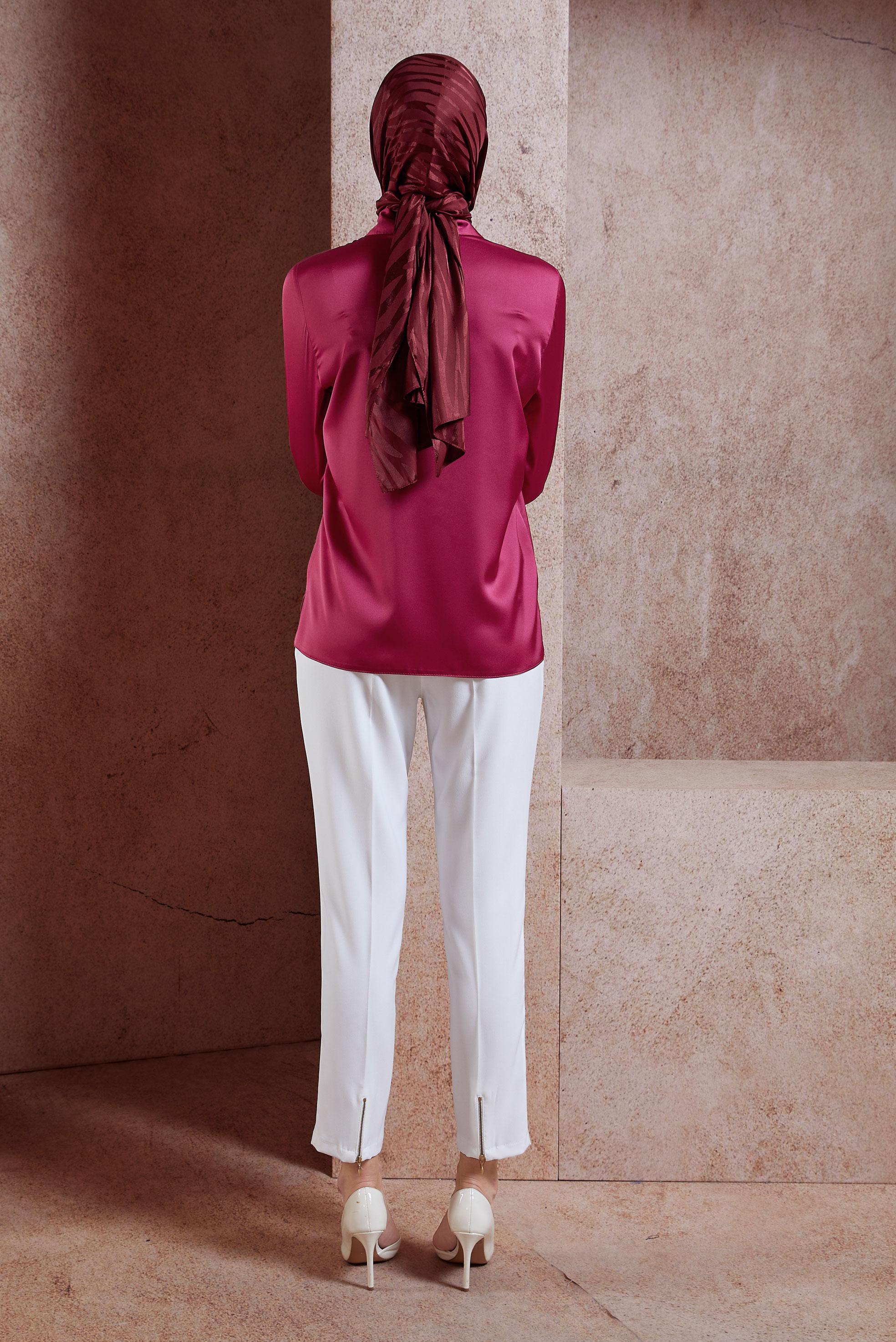 Tesettür giyim BORDO ÇİÇEK DETAYLI SATEN BLUZ 44632