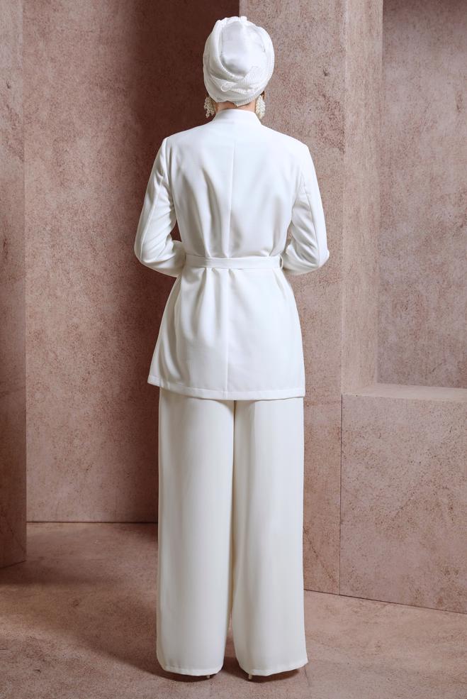 Hijab-Kleidung WEISS JACKE MIT GÜRTEL 44459 - ALVİNA