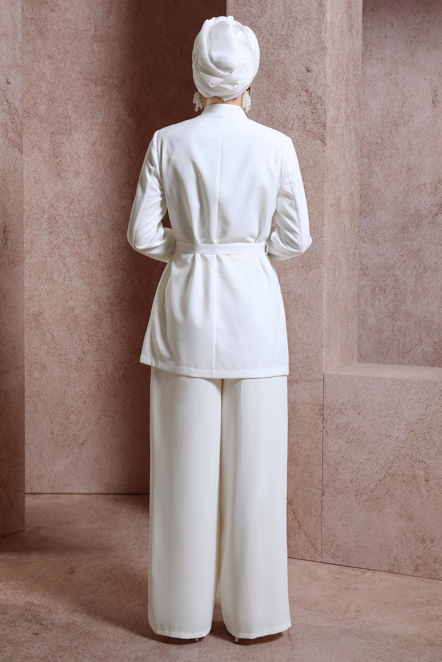 Tesettür giyim BEYAZ KUŞAKLI CEKET 44459