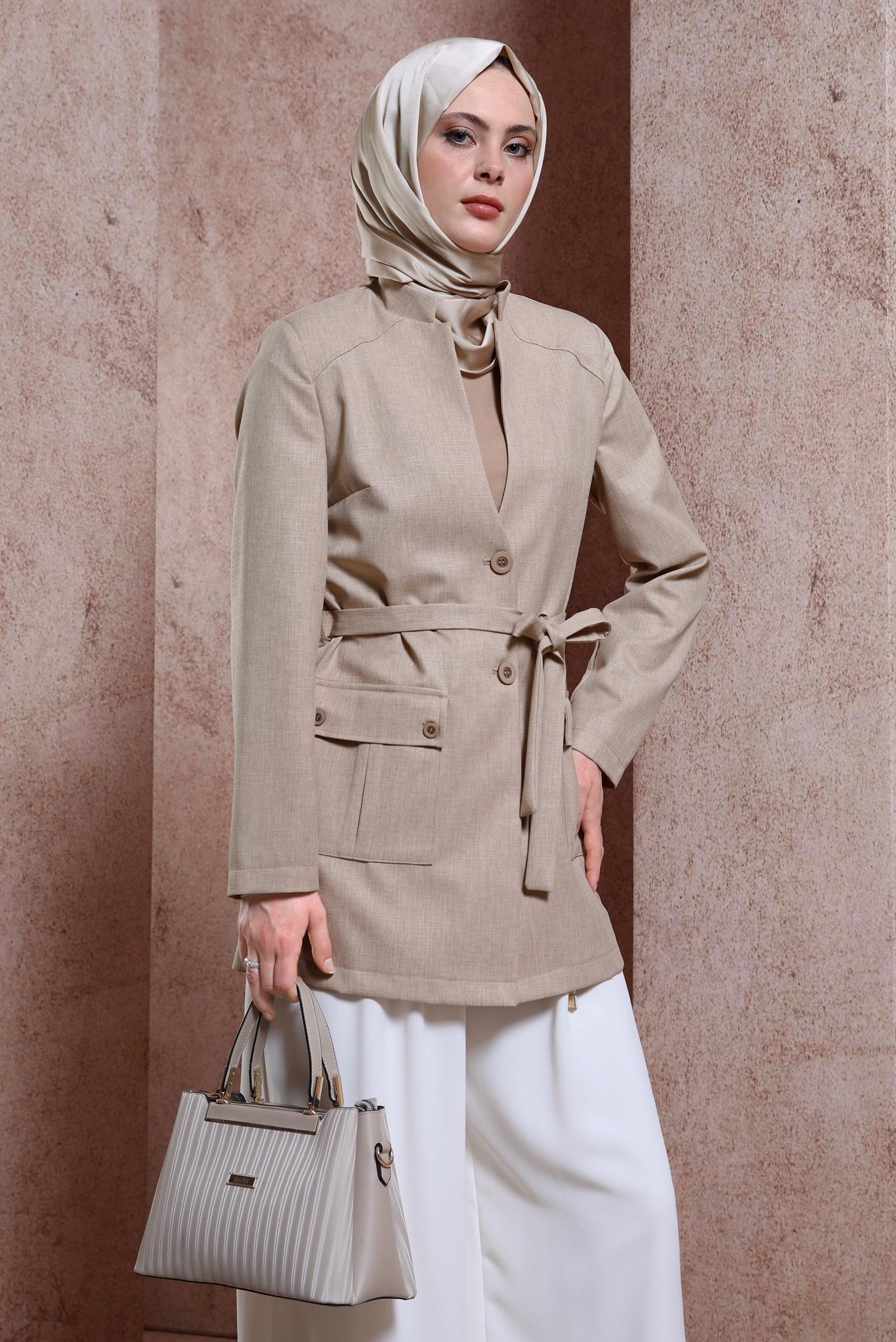 Tesettür giyim BEJ KUŞAKLI CEKET 44459