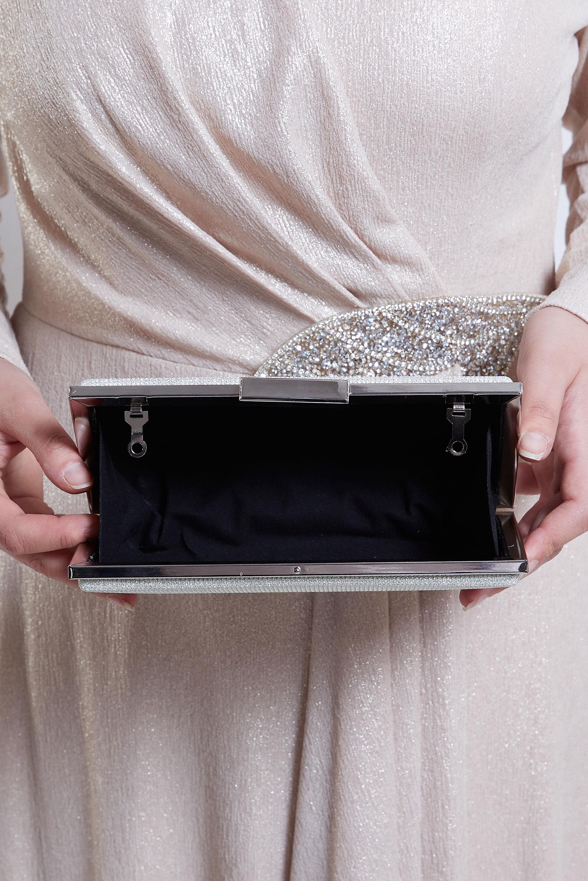 Tesettür giyim GÜMÜŞ ALVİNA ABİYE ÇANTA 1056