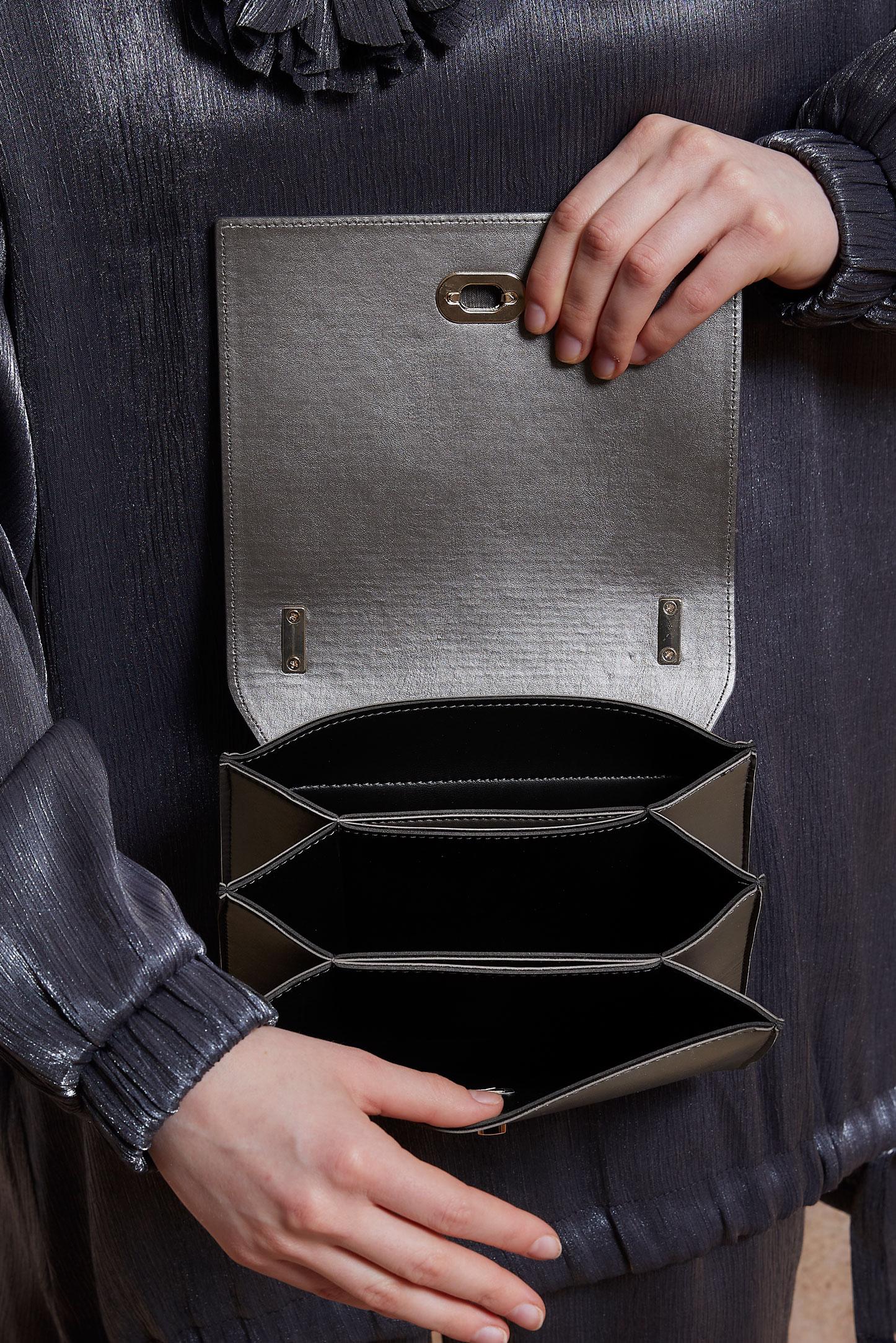 Tesettür giyim BEJ ALVİNA ÇANTA 132