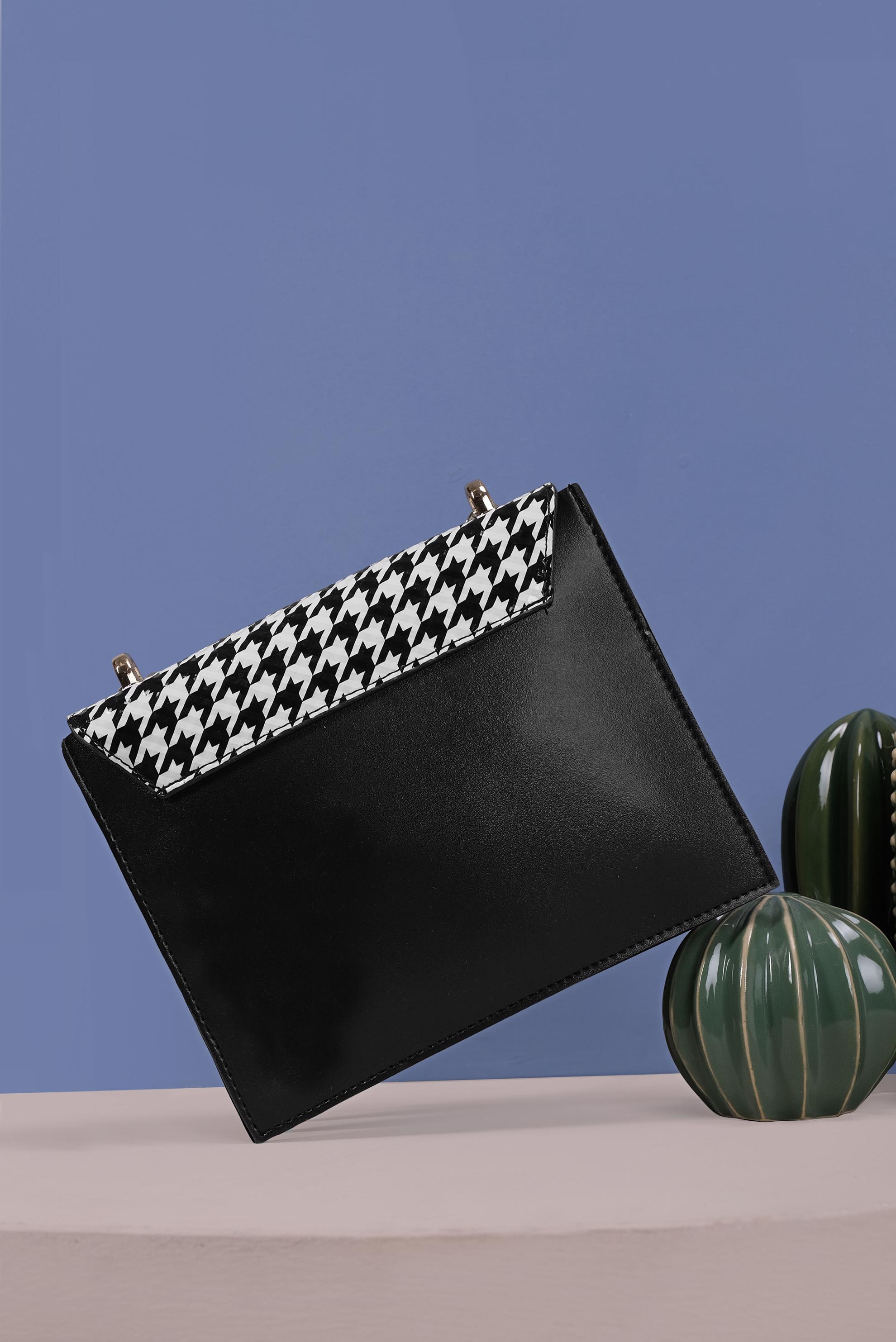 Tesettür giyim BEYAZ ALVİNA ÇANTA 132