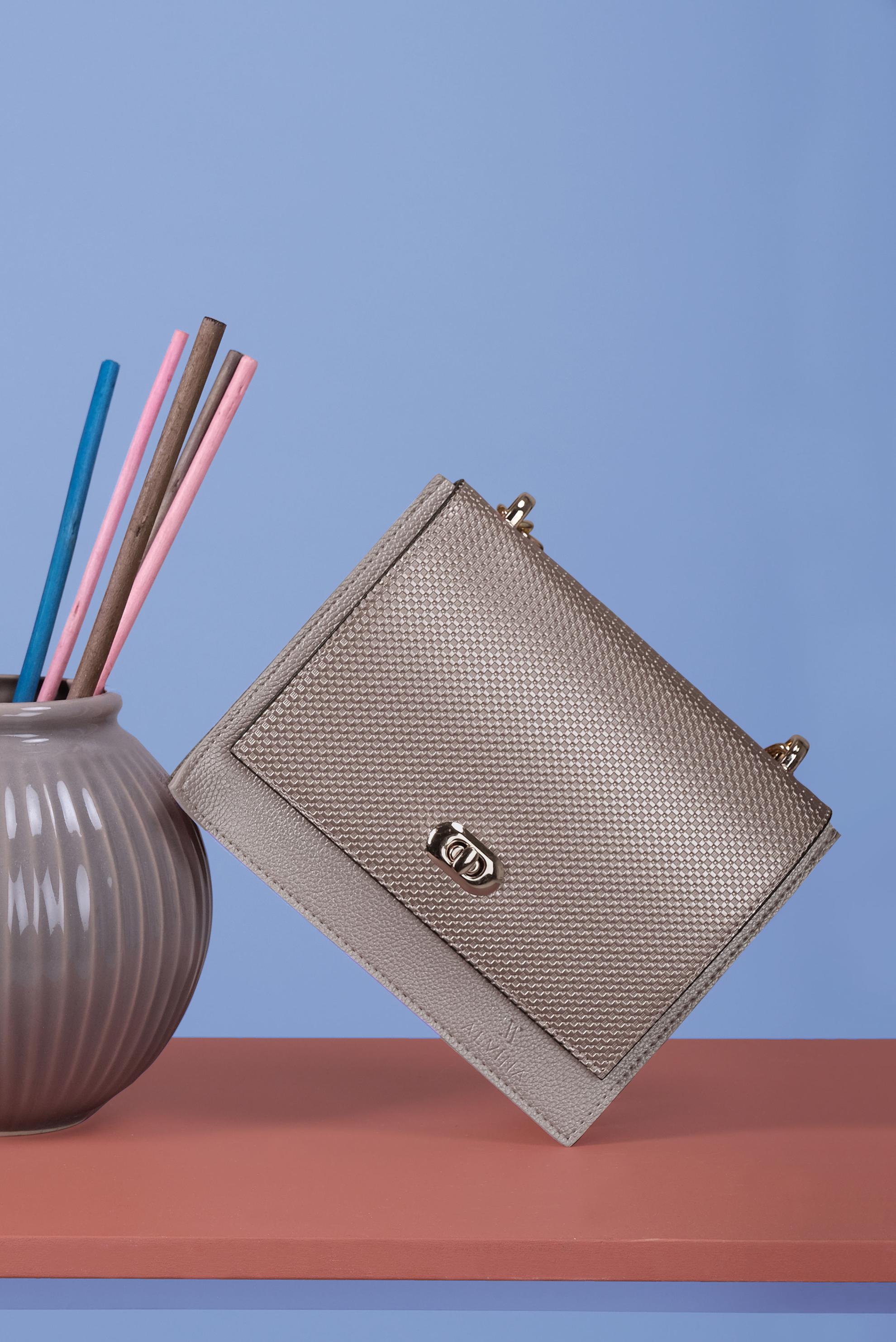 Tesettür giyim BEJ ALVİNA ÇANTA 132