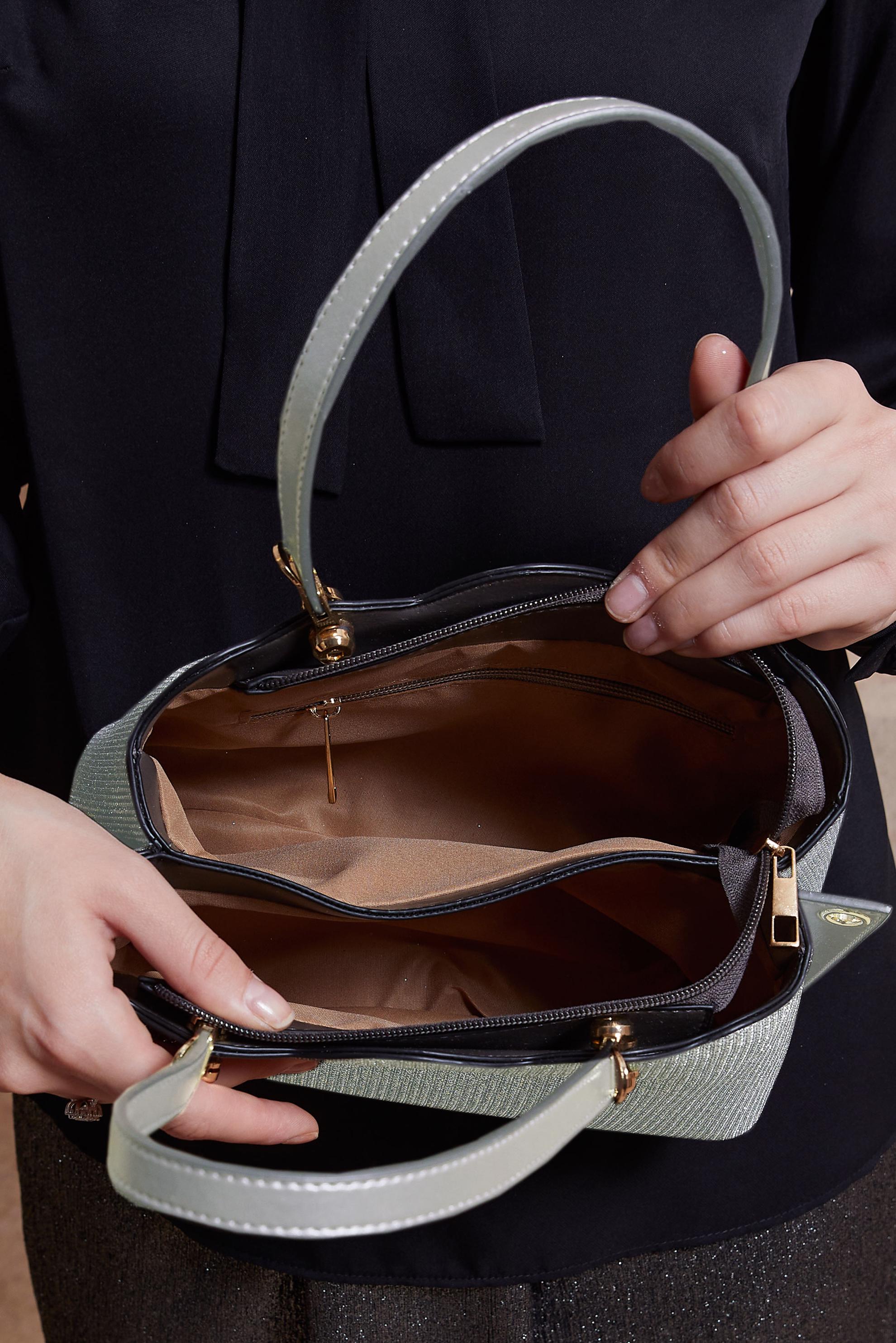 Tesettür giyim GÜMÜŞ ALVİNA ÇANTA 6032