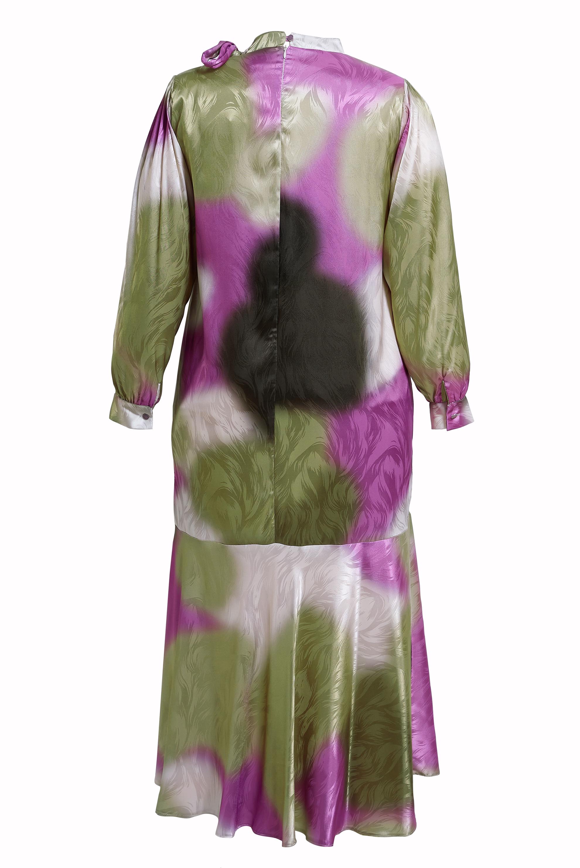 Tesettür giyim FUŞYA SATEN JAKARLI BÜYÜK BEDEN ELBİSE 20515