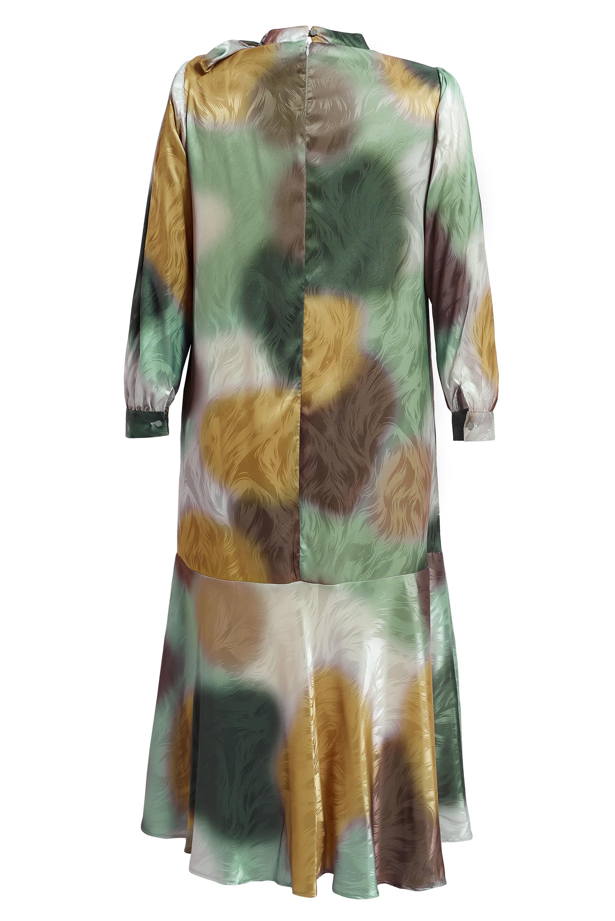 Tesettür giyim YEŞİL SATEN JAKARLI BÜYÜK BEDEN ELBİSE 20515