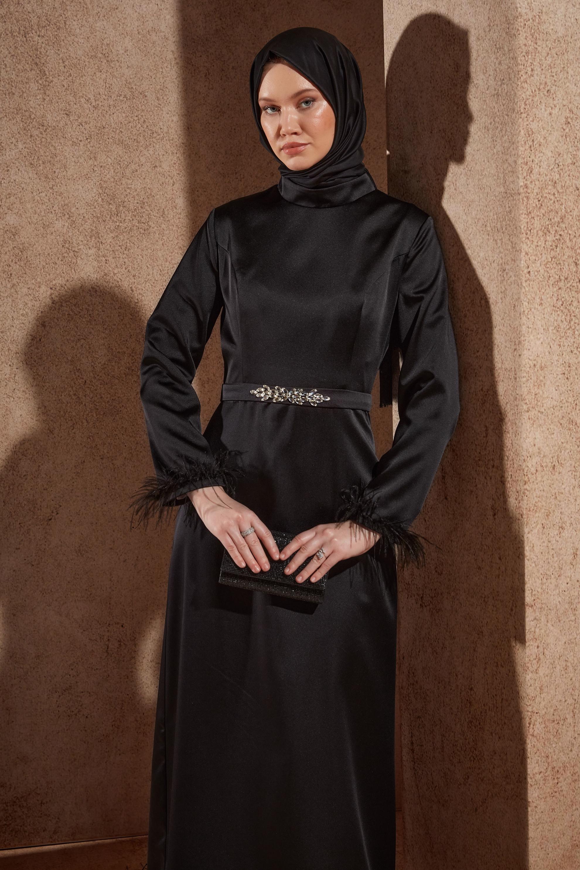 Hijab clothing BLACK DRESS WITH FEATHER DETAIL 43939
