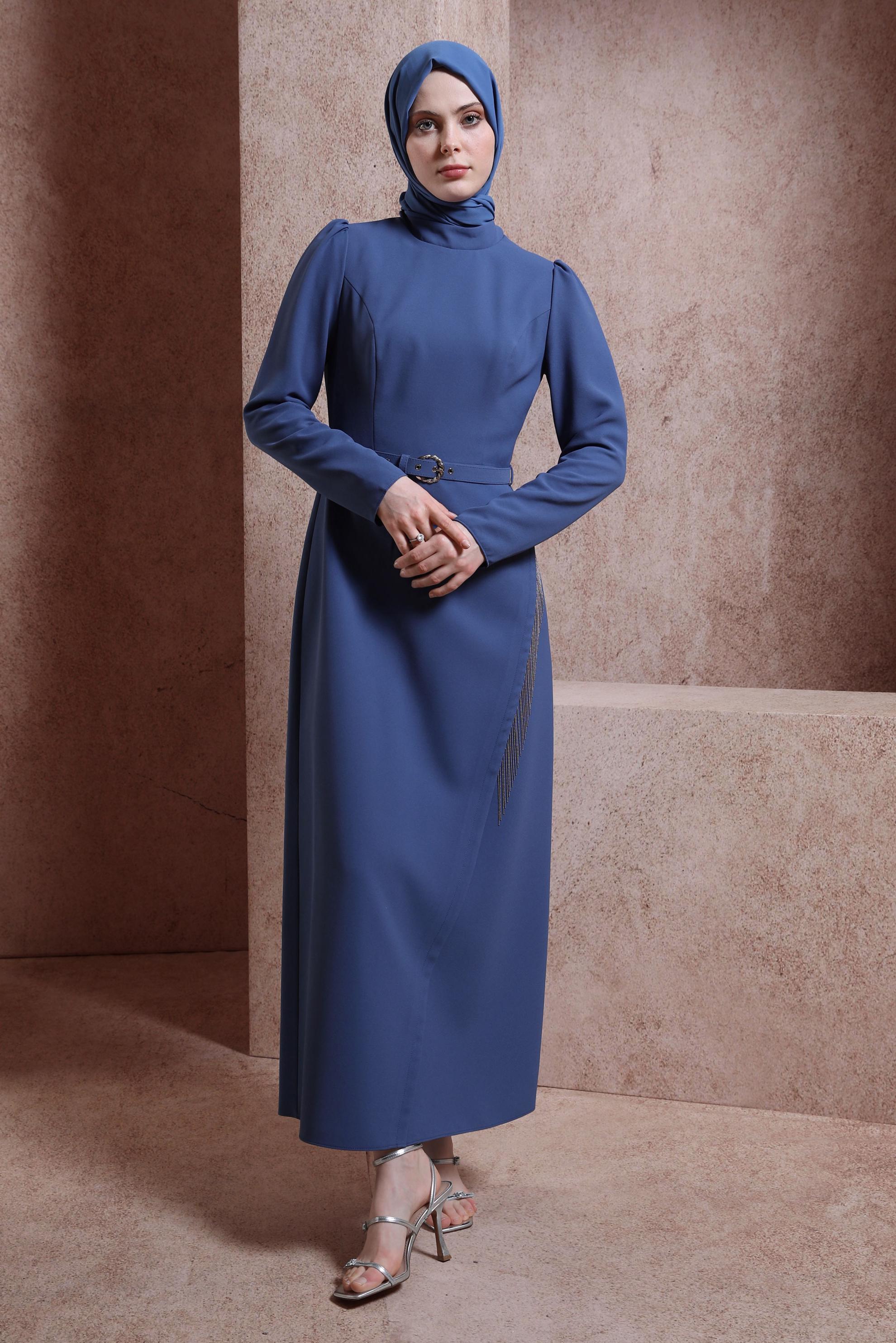 Tesettür giyim LACİVERT PÜSKÜL DETAYLI KREP ELBİSE 44180