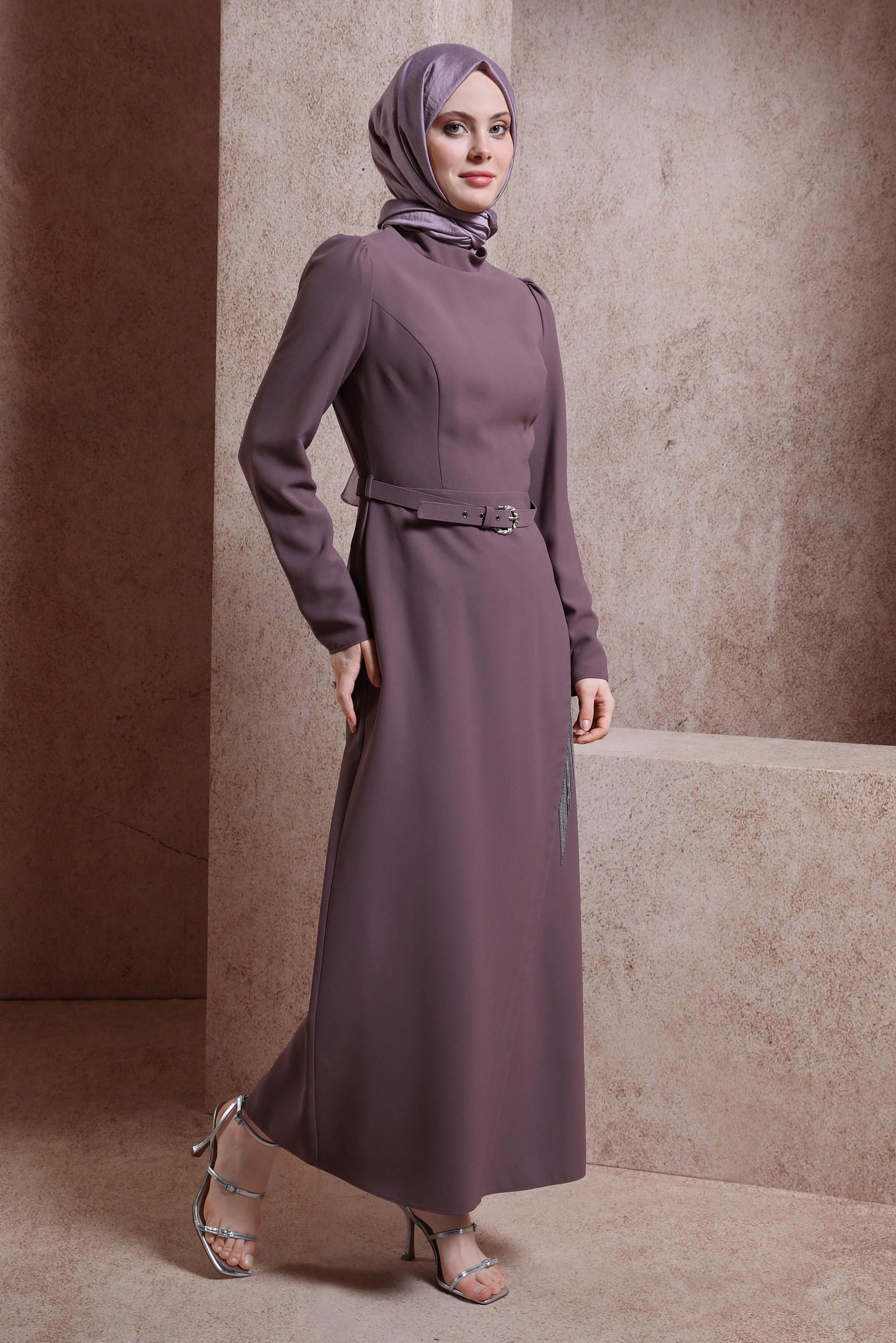 Tesettür giyim PEMBE PÜSKÜL DETAYLI KREP ELBİSE 44180