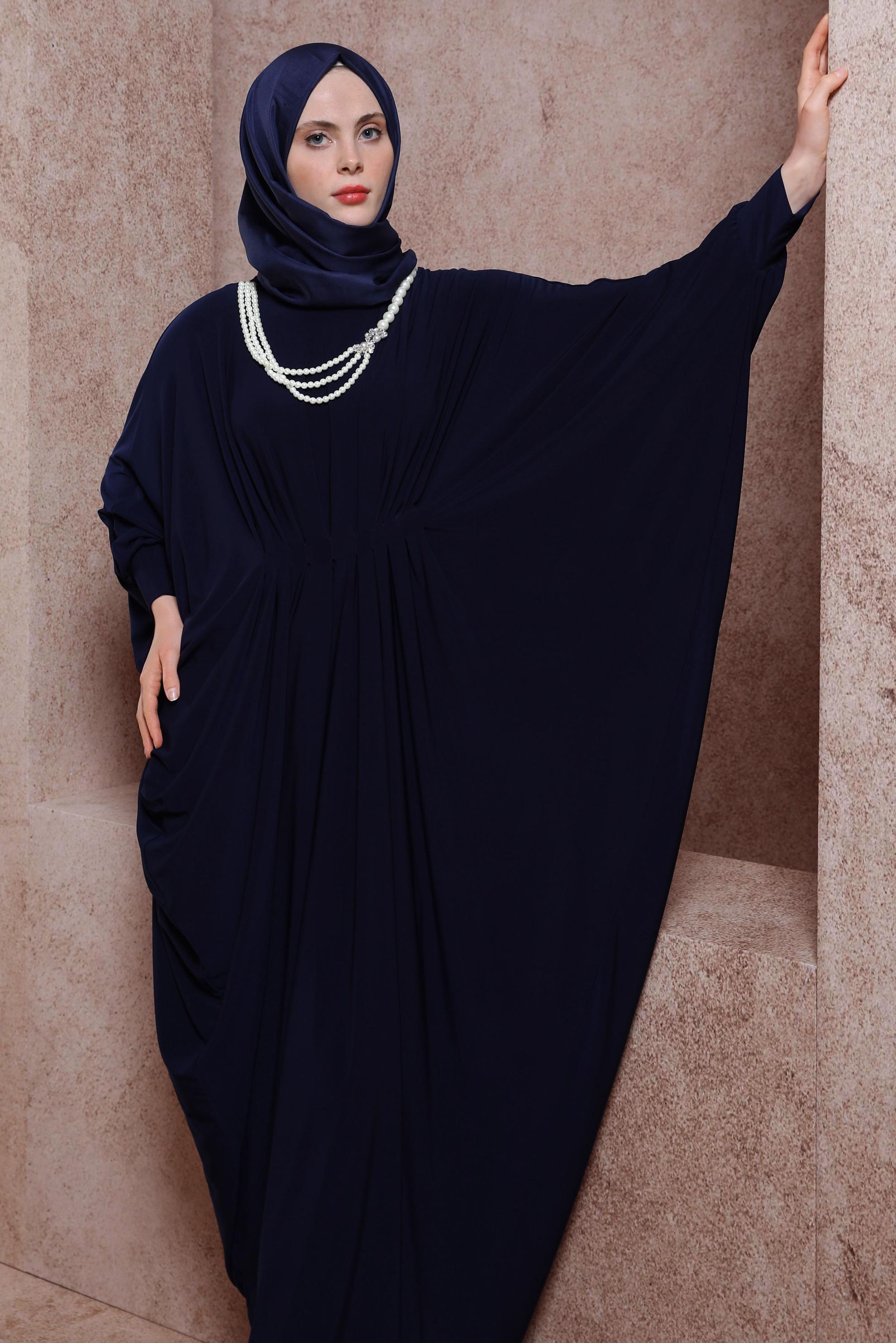 Tesettür giyim LACİVERT AKSESUAR DETAYLI ELBİSE 44426 