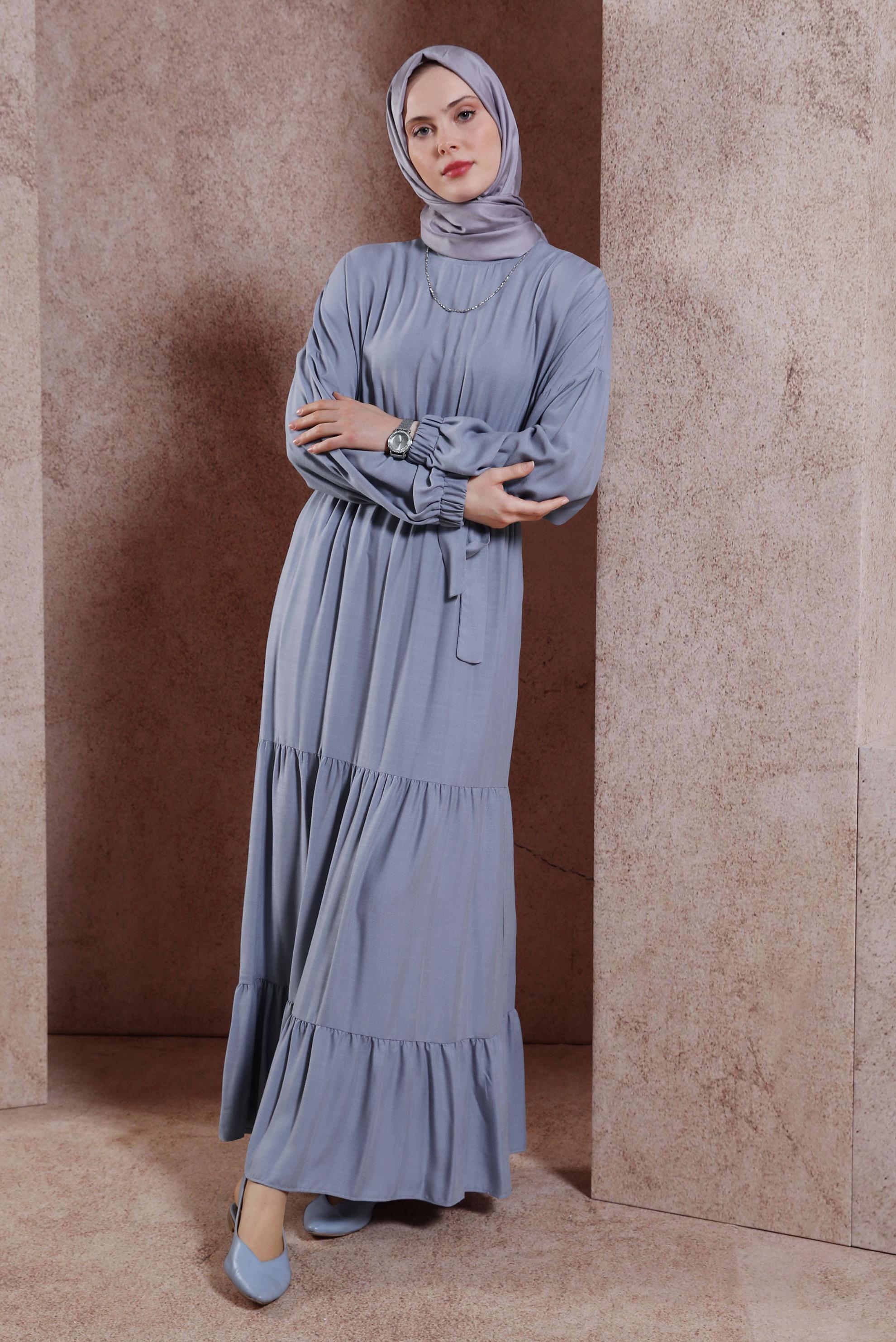 Tesettür giyim GRİ KUŞAKLI ELBİSE 44439