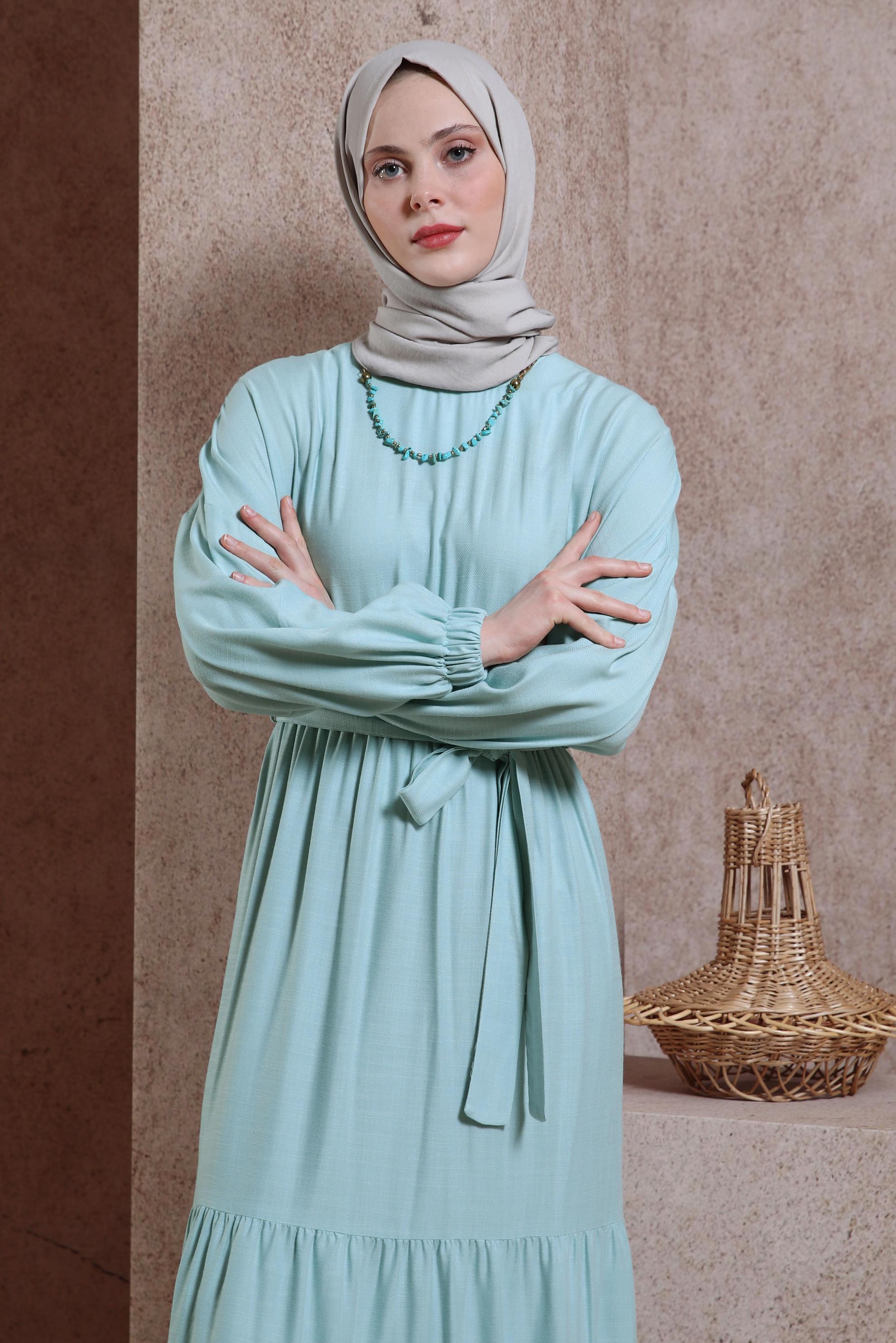 Tesettür giyim YEŞİL KUŞAKLI ELBİSE 44439