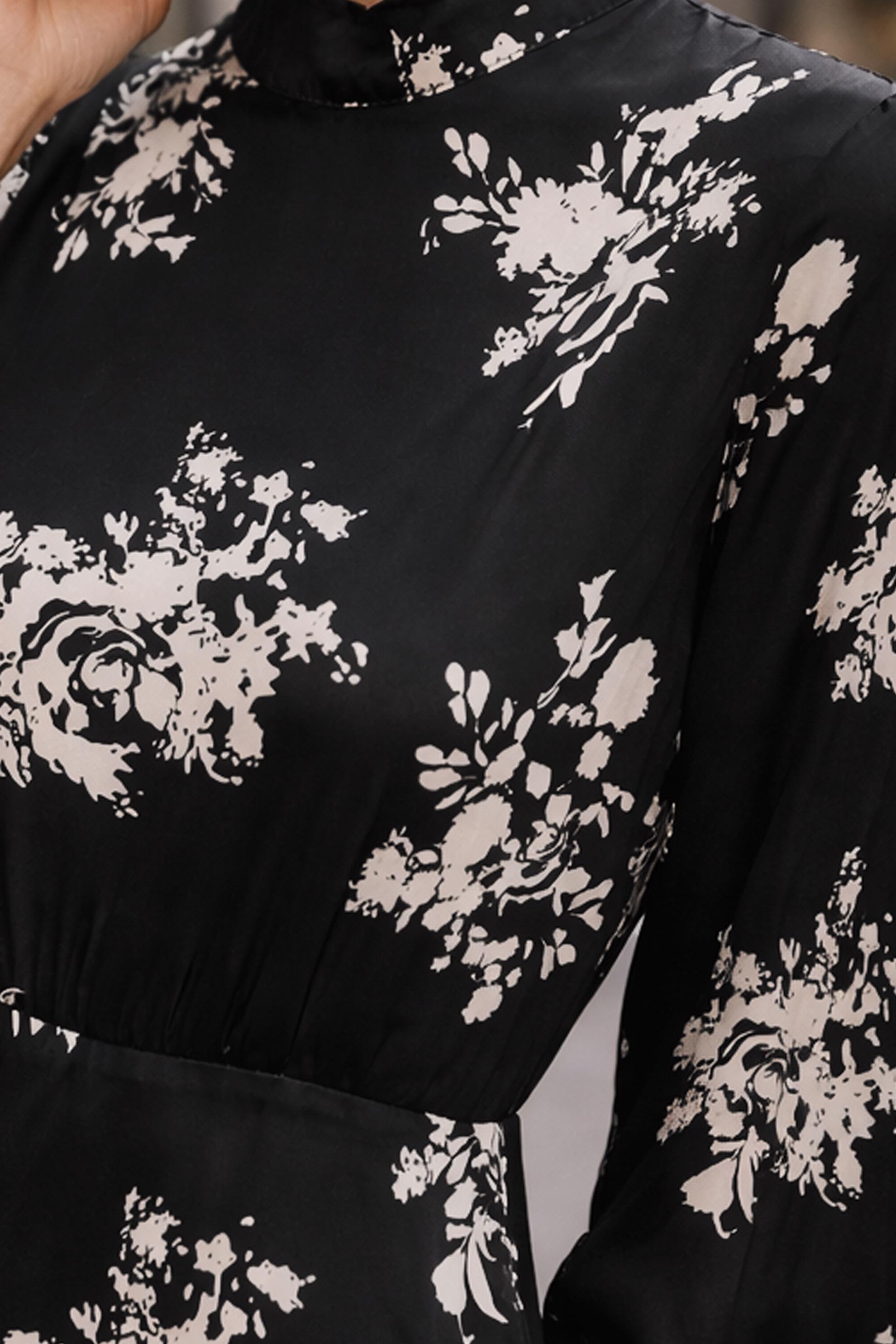 Tesettür giyim SİYAH 44507 ŞİFON SATEN  ELBİSE 38-46 TEK 40