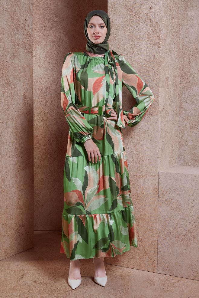 Tesettür giyim HAKİ KEMERLİ YORYO SATEN ELBİSE 44510 - ALVİNA