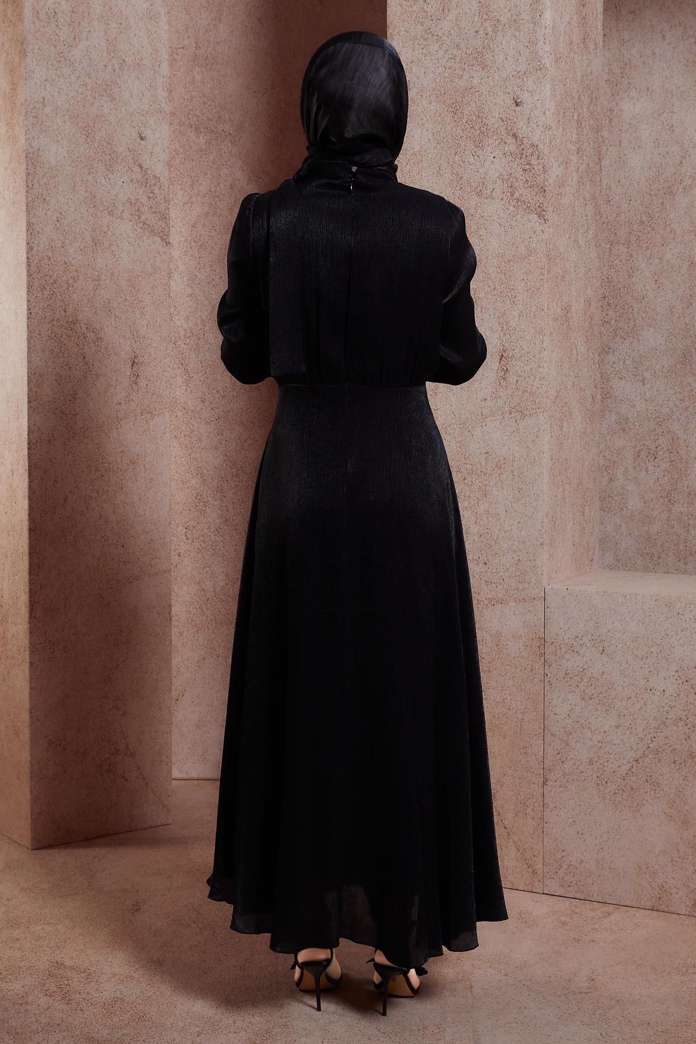 Tesettür giyim SİYAH TAŞ DETAYLI ELBİSE 44545