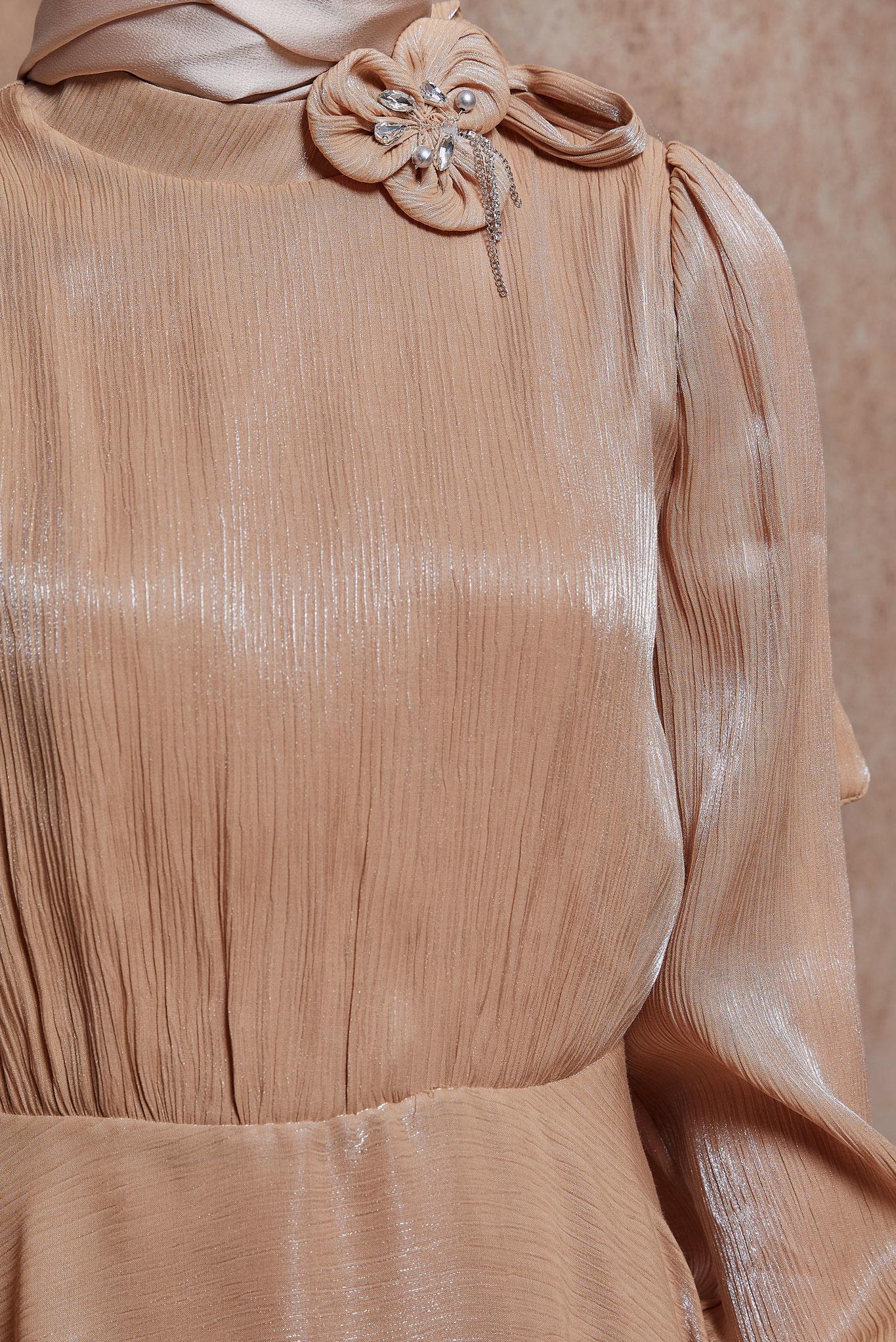 Tesettür giyim ALTIN TAŞ DETAYLI ELBİSE 44545