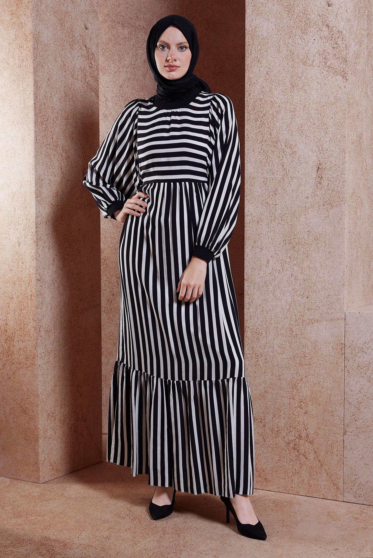 Tesettür giyim SİYAH ÇİZGİLİ BALON KOL ELBİSE 44546