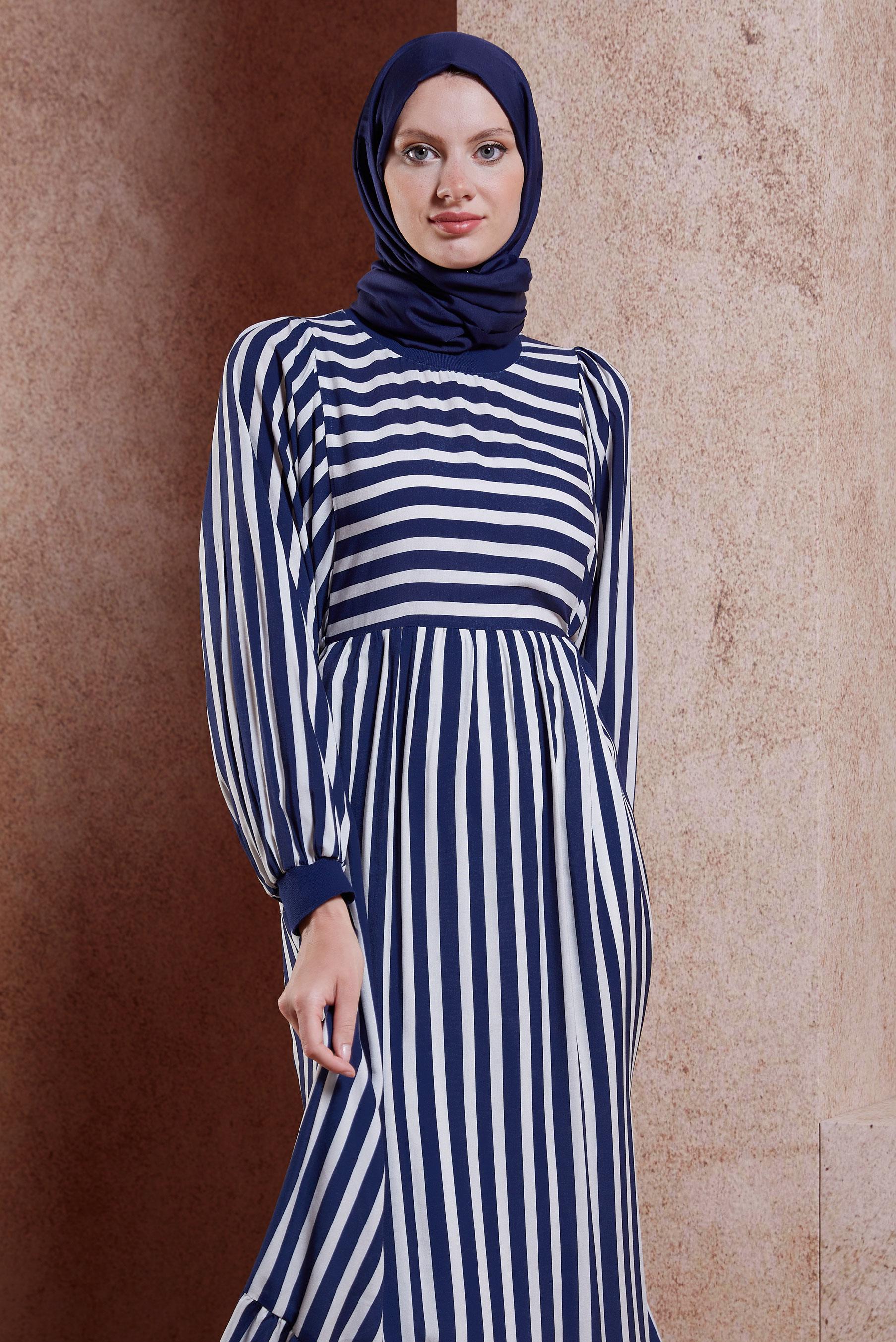 Tesettür giyim LACİVERT ÇİZGİLİ BALON KOL ELBİSE 44546