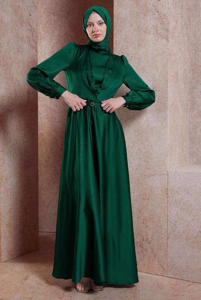 Tesettür giyim YEŞİL KEMERLİ SATEN DOKULU ELBİSE 44556 - ALVİNA