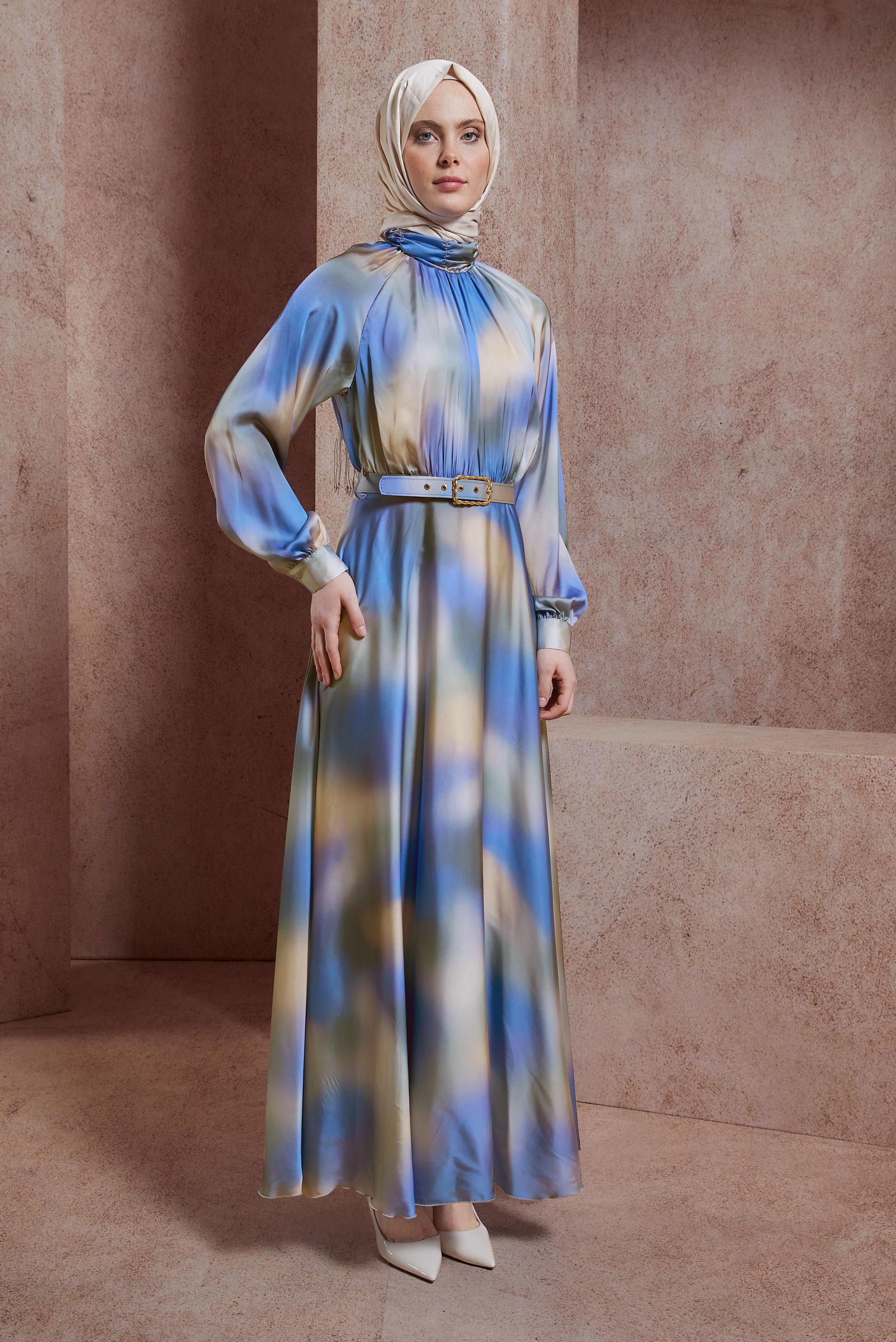 Tesettür giyim MAVİ KEMERLİ DESENLİ ŞİFON SATEN ELBİSE 44562