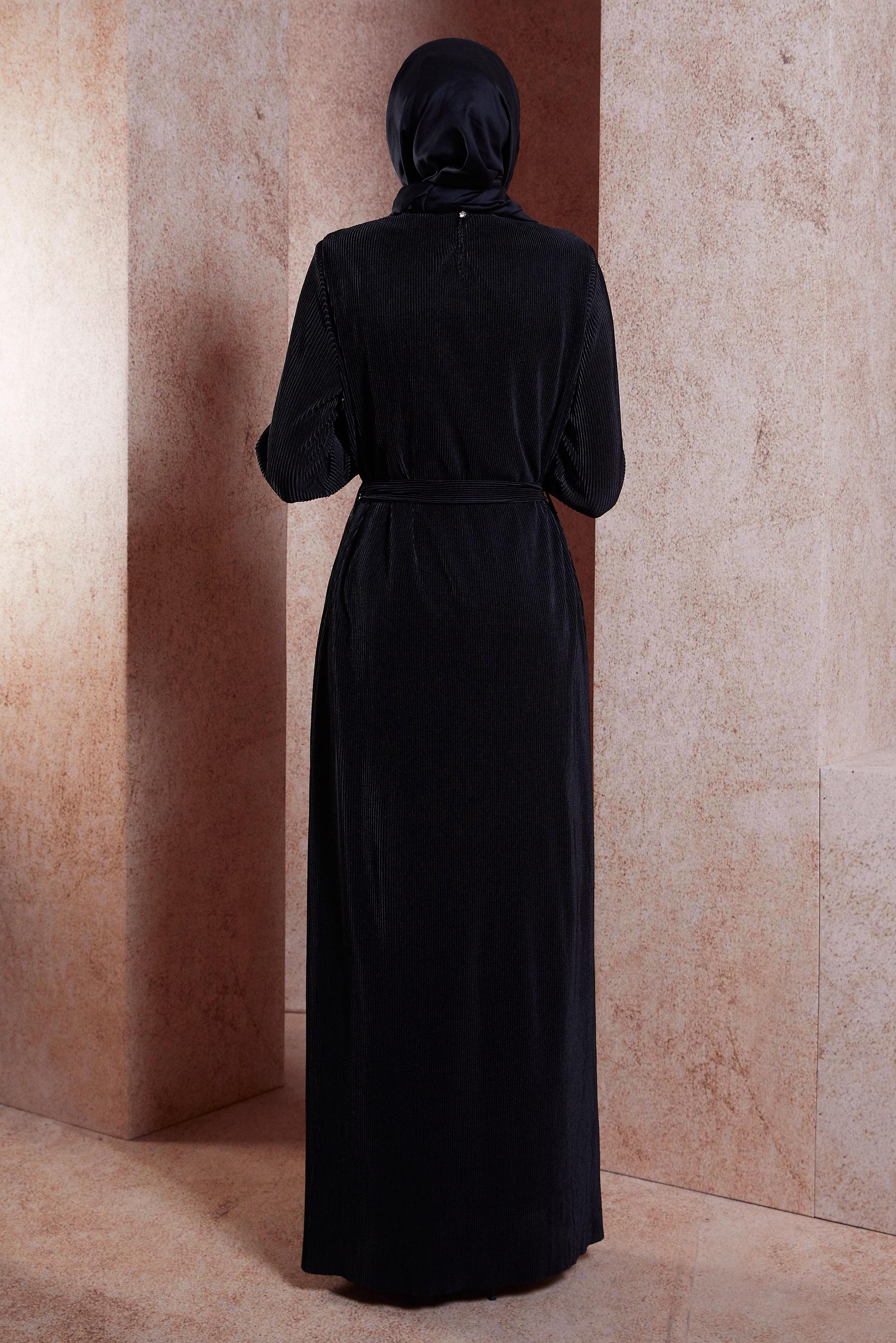 Tesettür giyim SİYAH KUŞAKLI TESETTÜR ELBİSE 44577