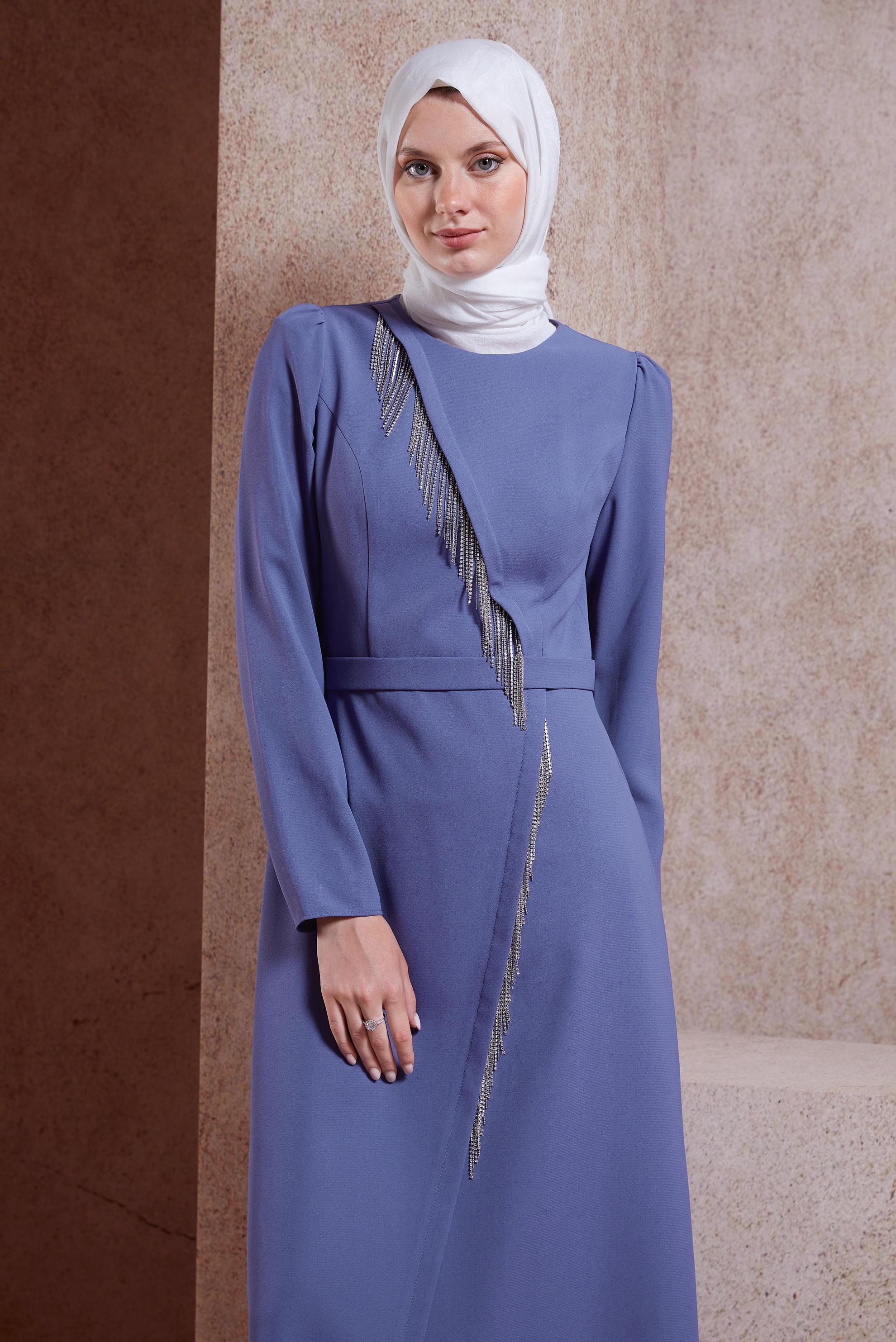 Tesettür giyim MÜRDÜM TAŞ DETAYLI KREP TESETTÜR ELBİSE 44652