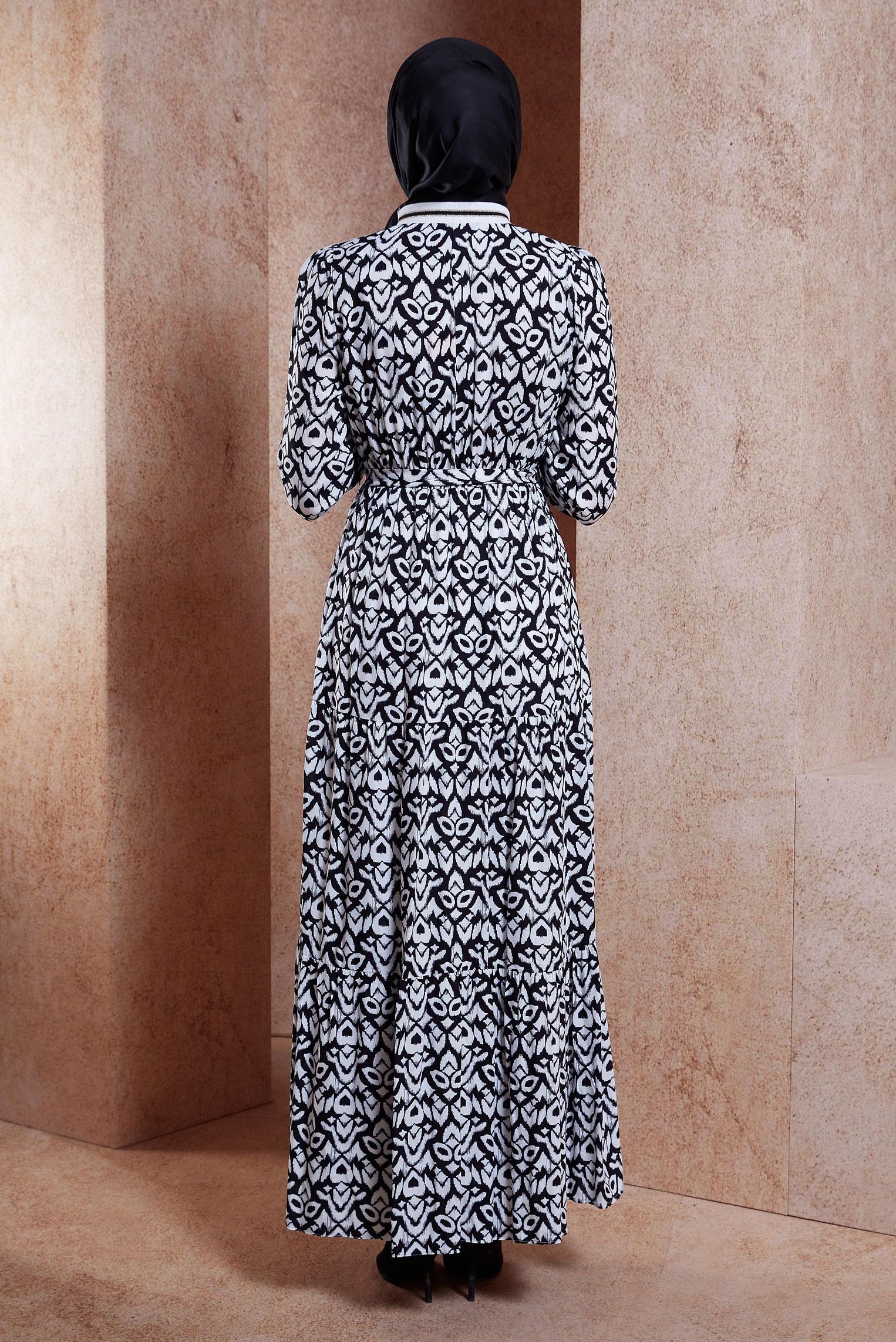 Tesettür giyim SİYAH KUŞAKLI DESENLİ ELBİSE 44696