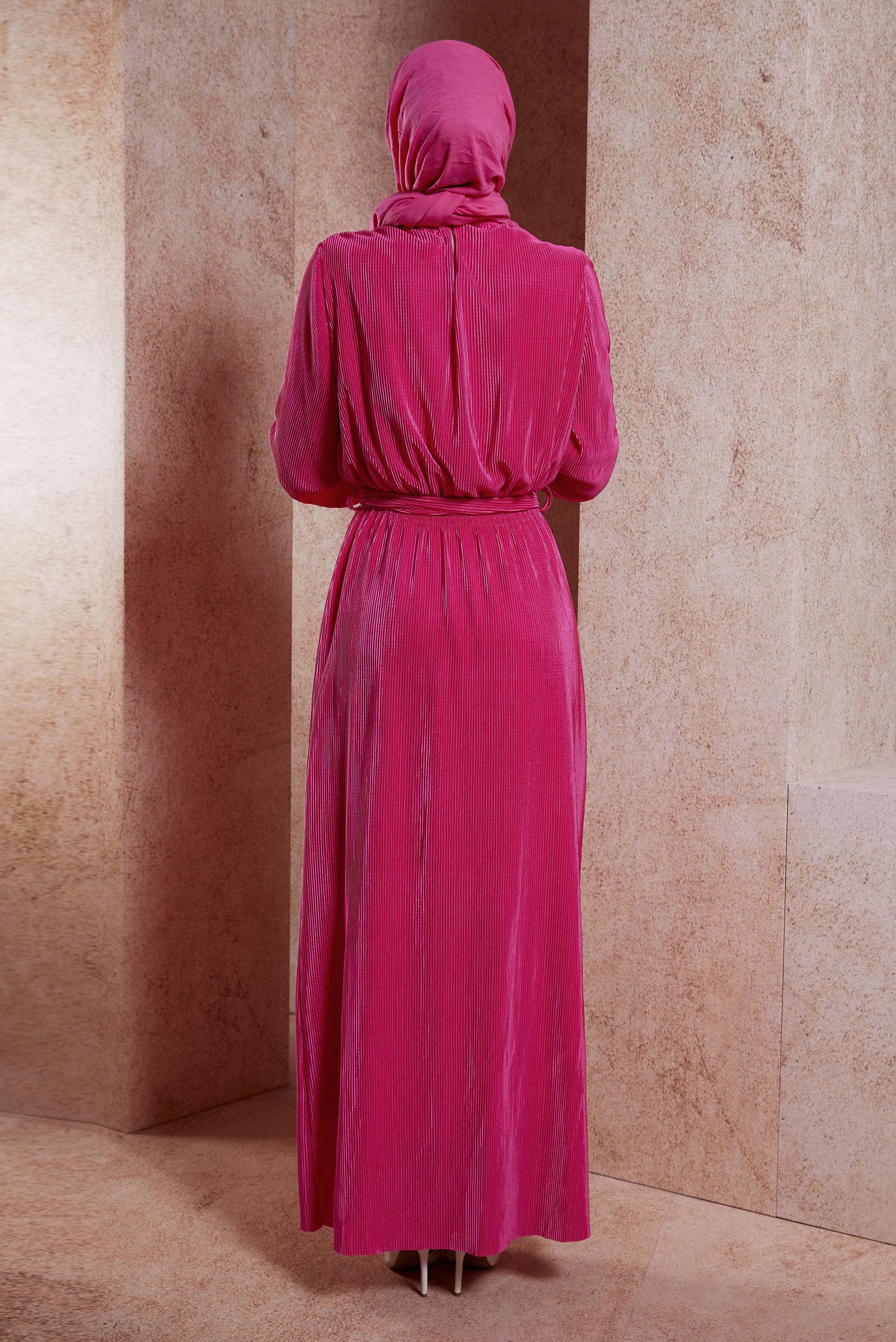 Tesettür giyim FUŞYA KUŞAKLI PİLİSELİ ELBİSE 44697