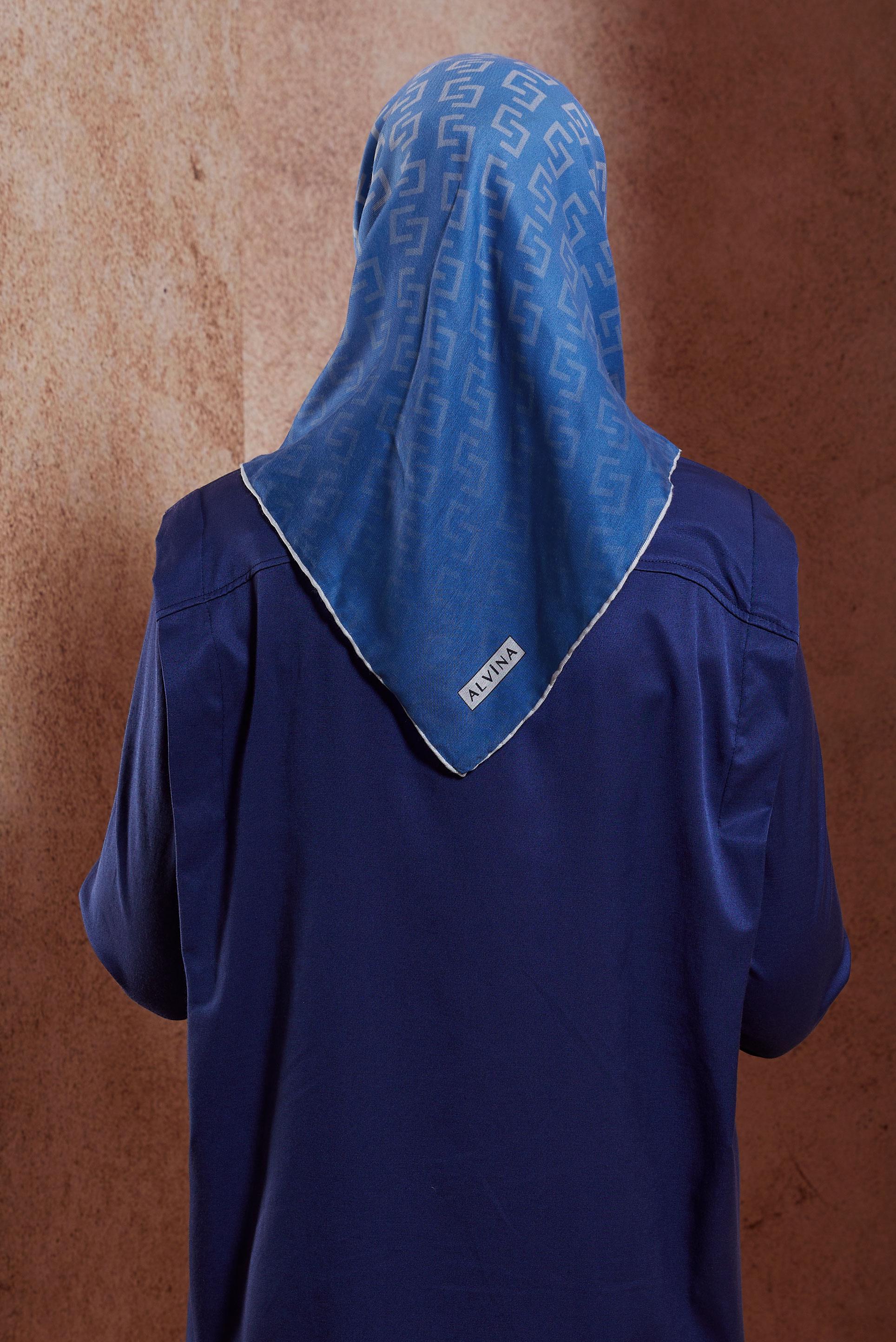 Tesettür giyim LACİVERT ALVİNA EŞARP 1188