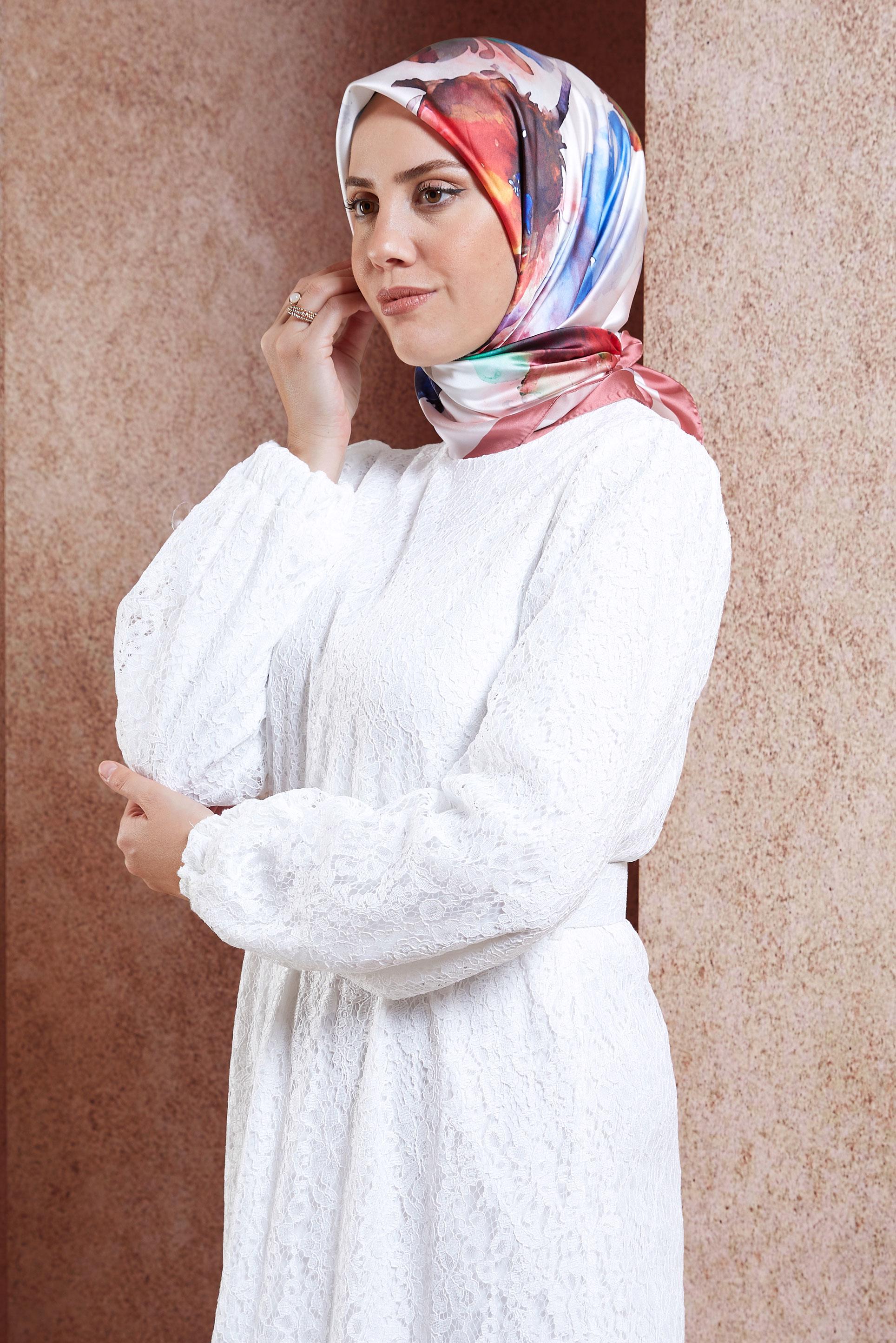 Tesettür giyim PEMBE ALVİNA DİJİTAL EŞARP 3318