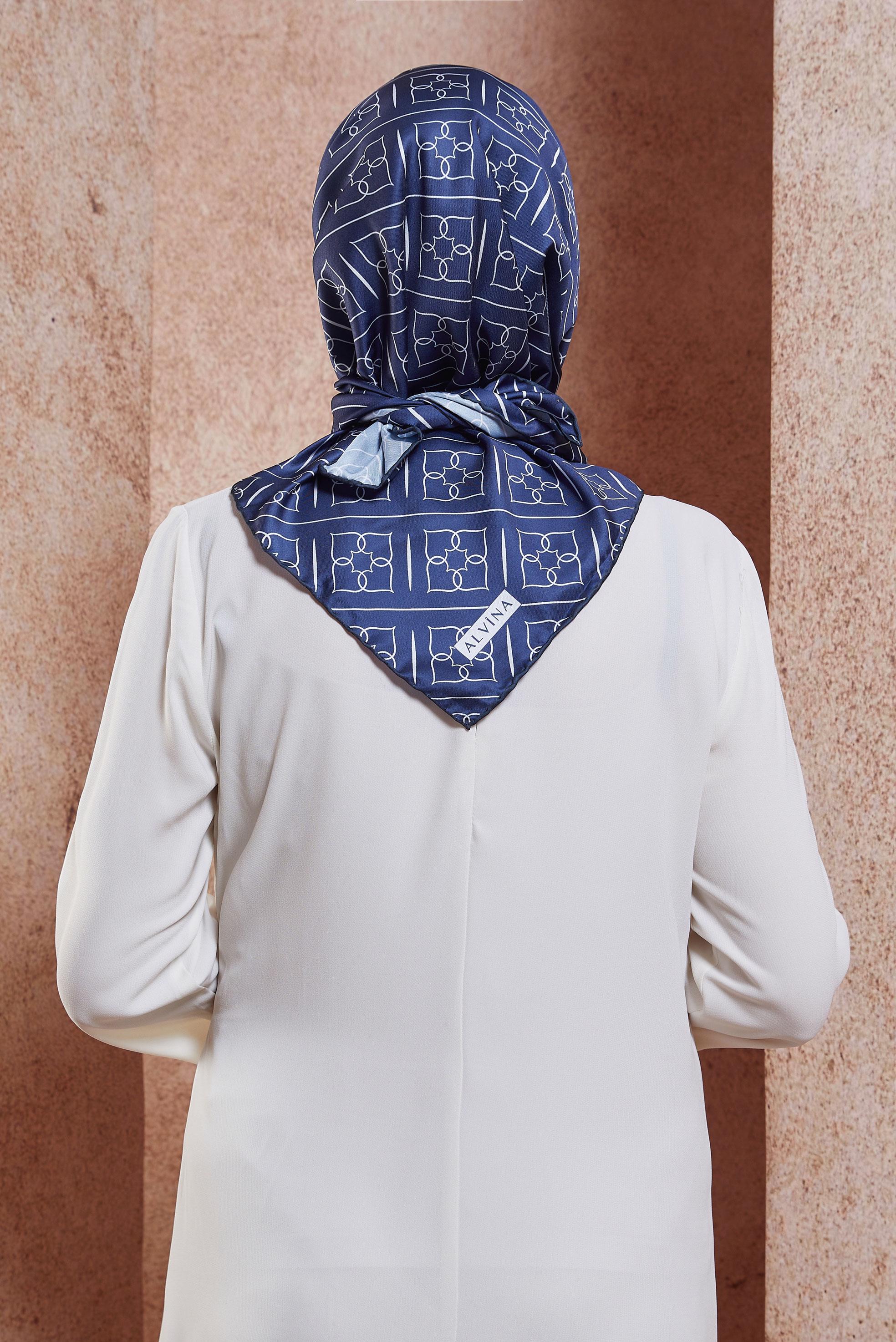 Tesettür giyim LACİVERT ALVİNA DİJİTAL EŞARP 6613