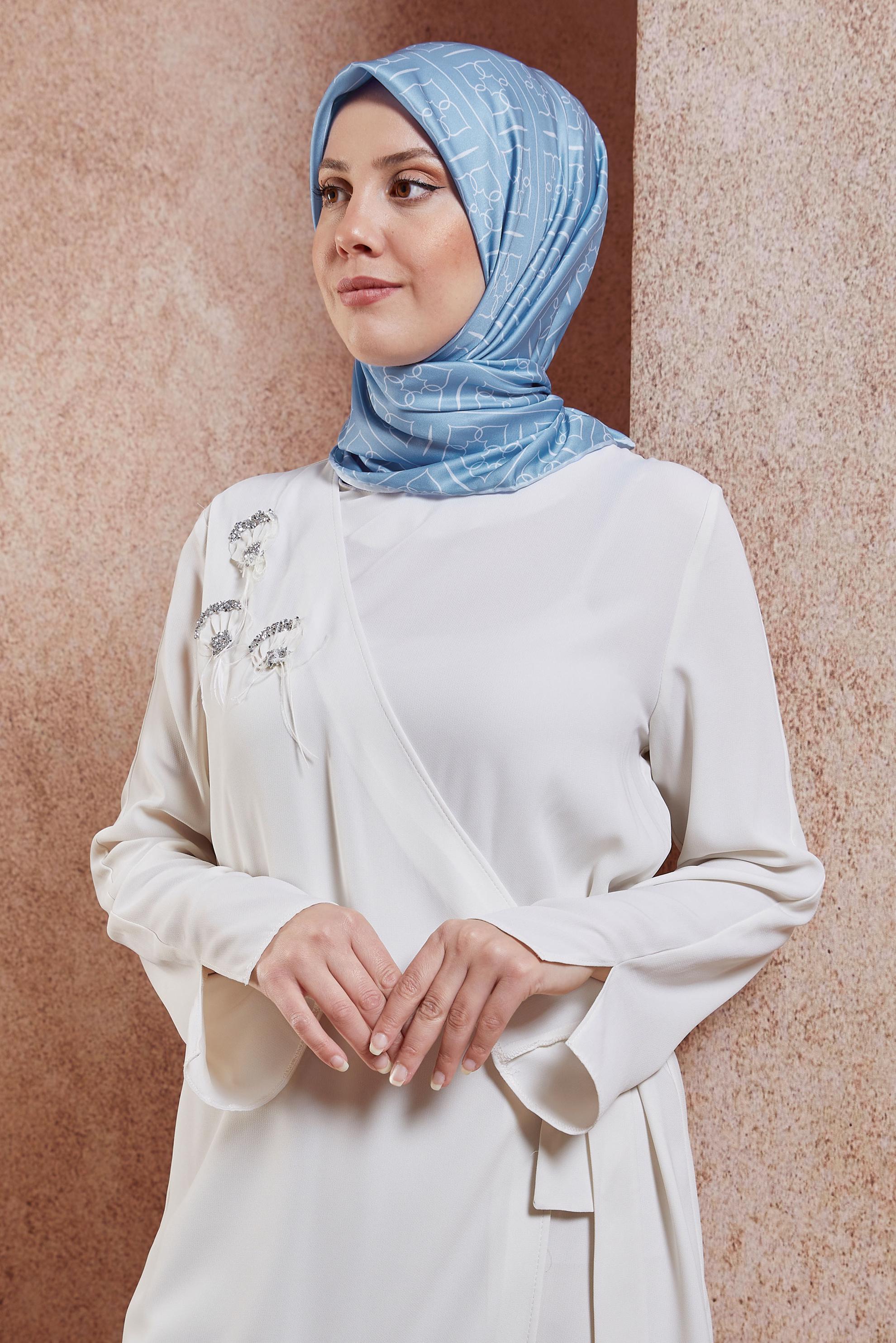 Tesettür giyim MAVİ ALVİNA DİJİTAL EŞARP 6613