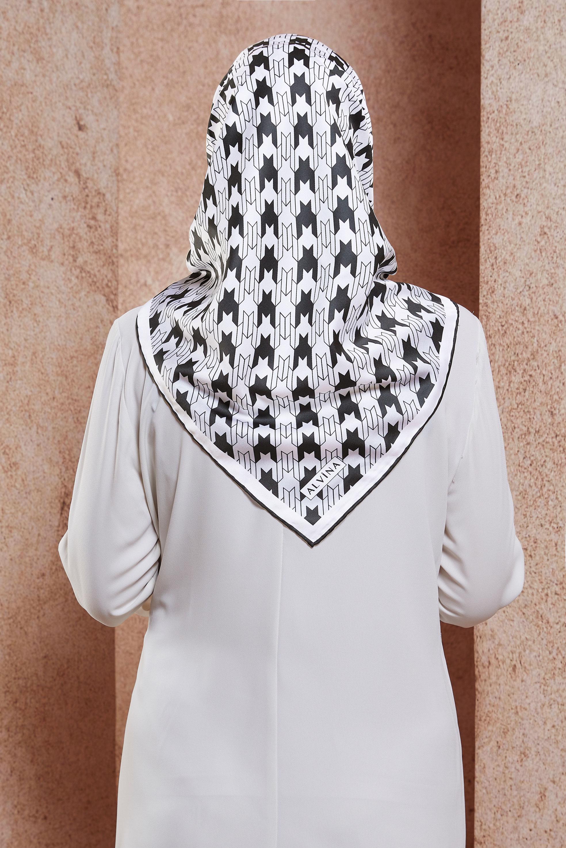 Tesettür giyim SİYAH ALVİNA DİJİTAL EŞARP 6801