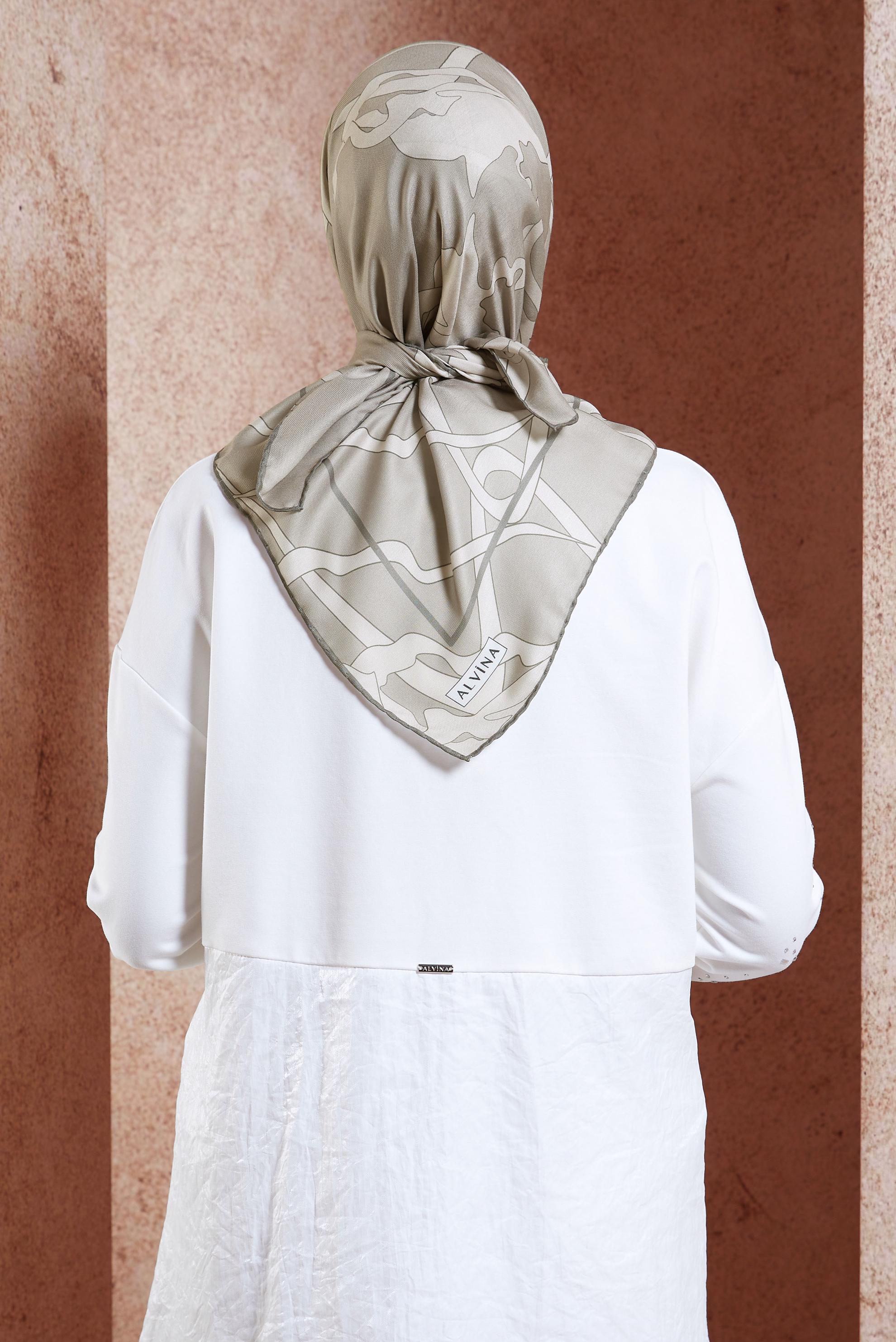 Tesettür giyim BEJ ALVİNA DESENLİ EŞARP 7975