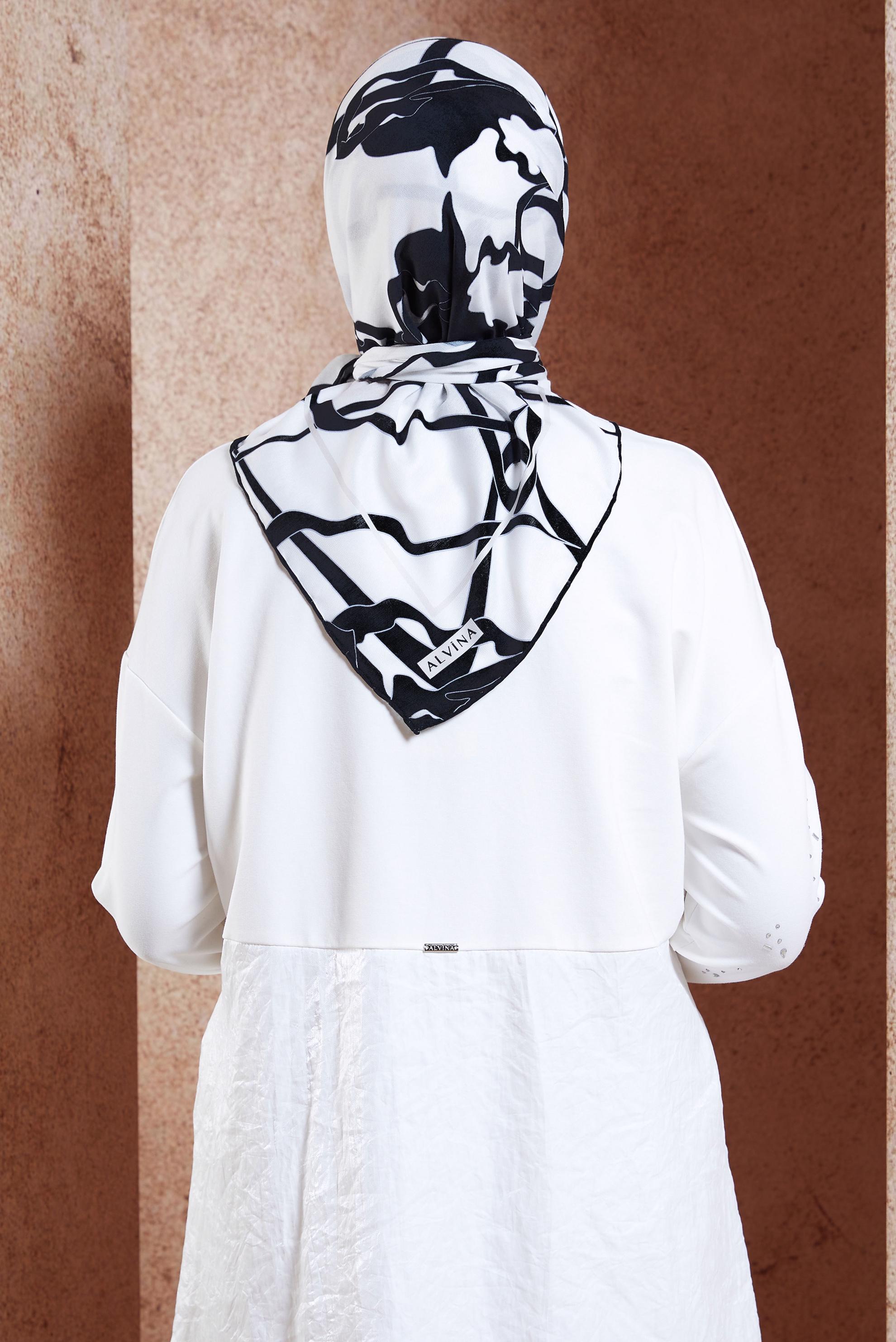 Tesettür giyim EKRU ALVİNA DESENLİ EŞARP 7975