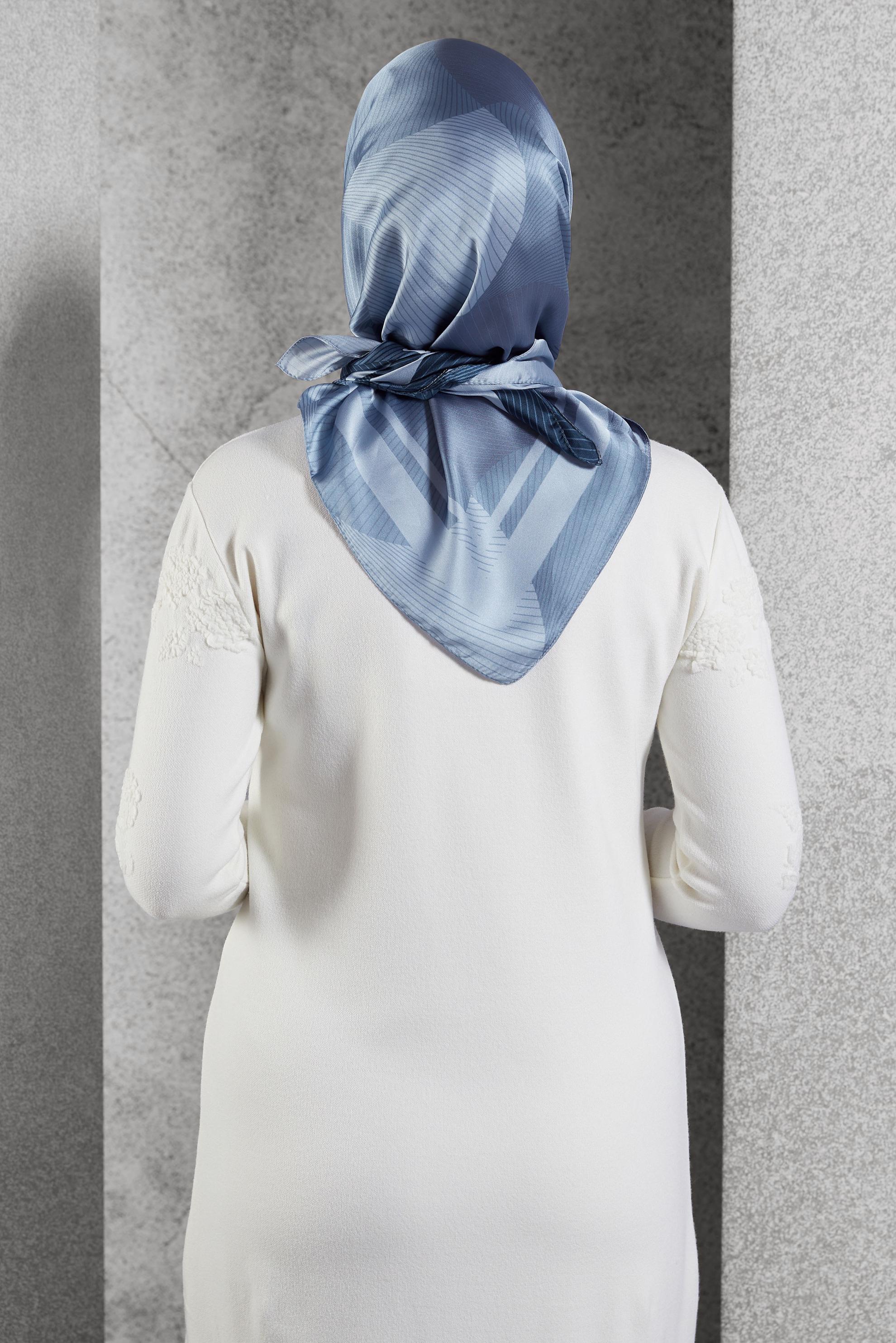 Tesettür giyim LACİVERT ALVİNA EŞARP 8402