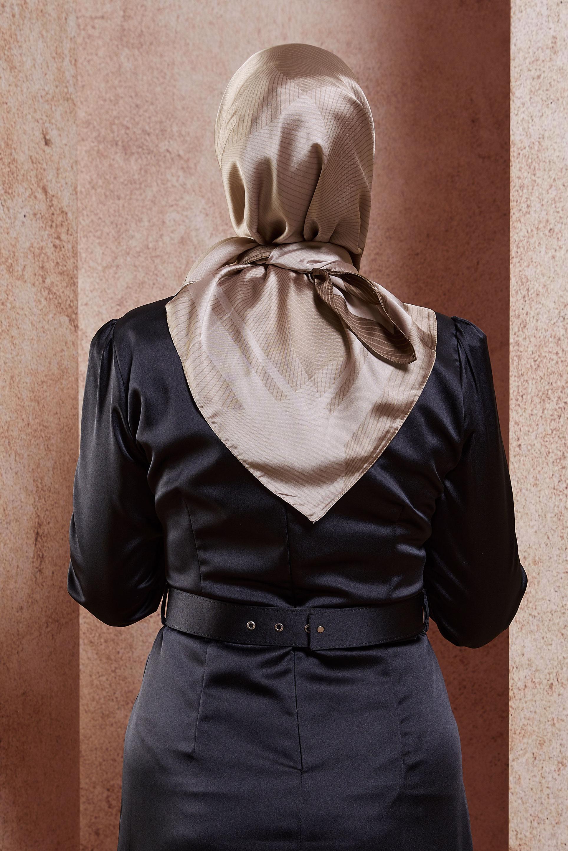 Tesettür giyim PUDRA ALVİNA EŞARP 8402