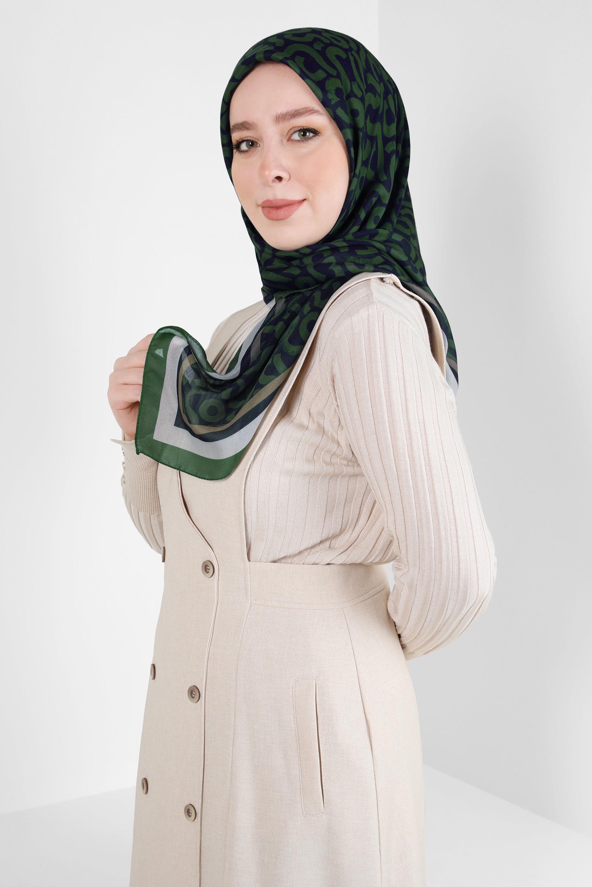 Tesettür giyim LACİVERT ALVİNA SOFT EŞARP 8404