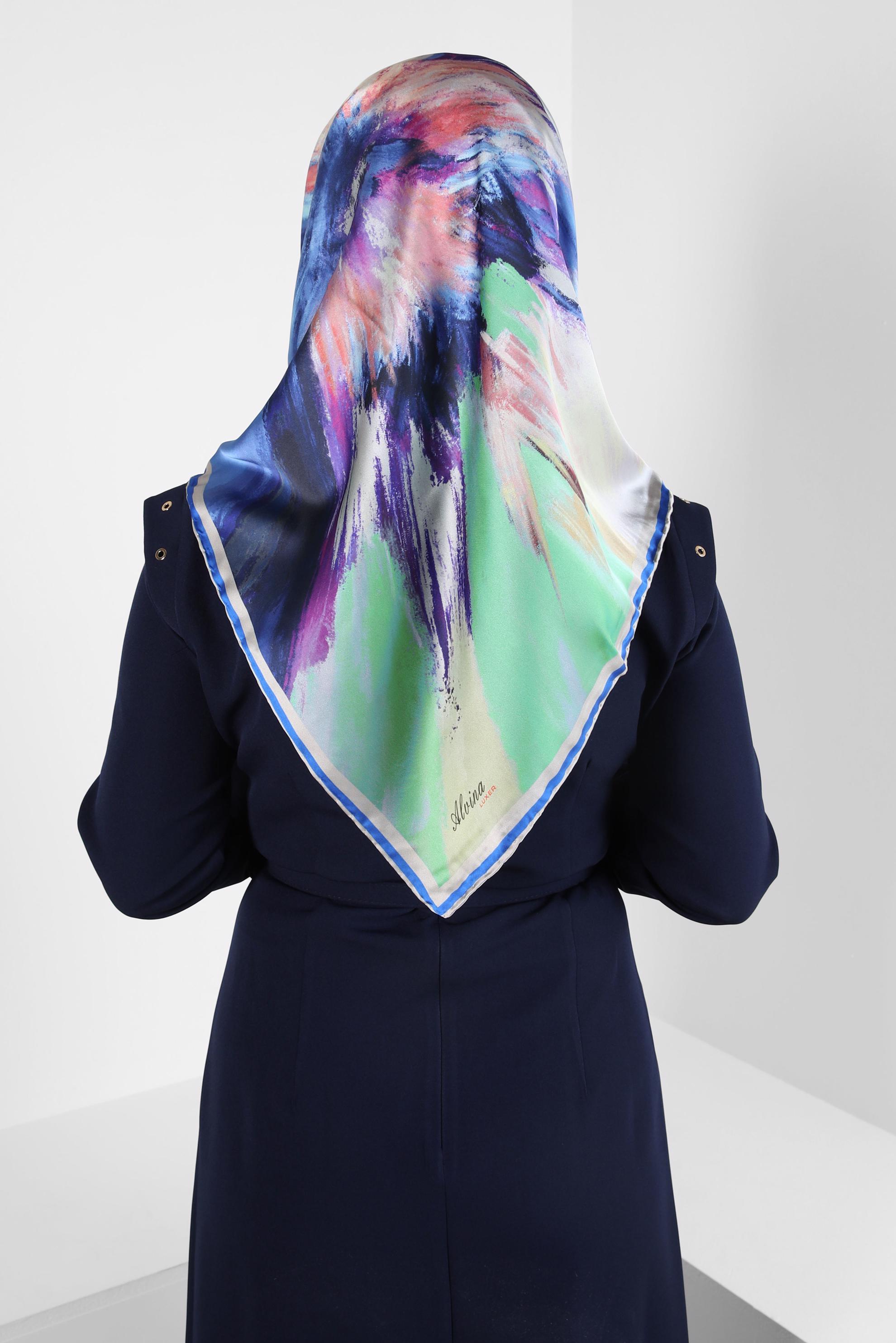 Tesettür giyim BEJ ALVİNA DESENLİ EŞARP 8405