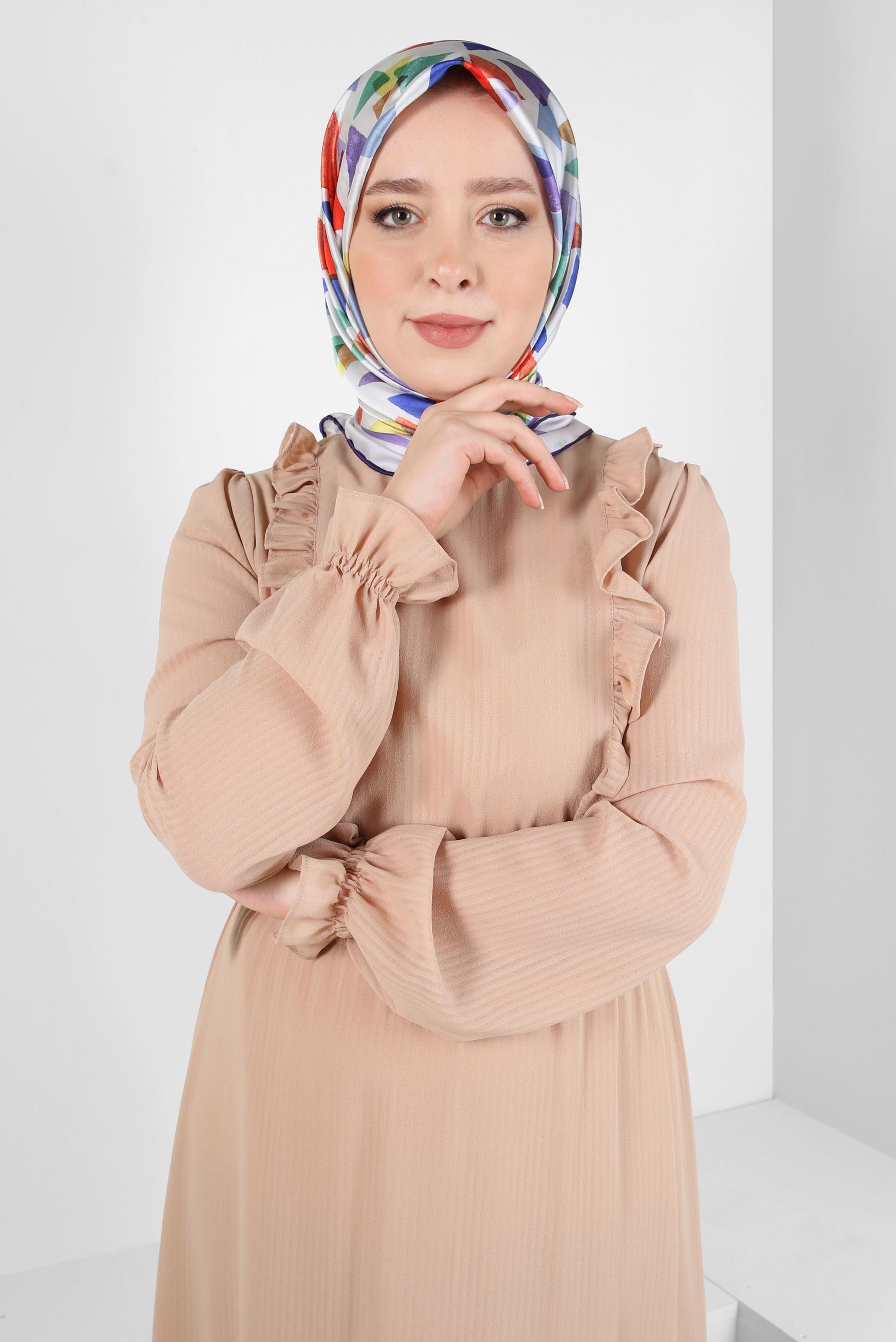 Tesettür giyim MOR ALVİNA DESENLİ EŞARP 8408