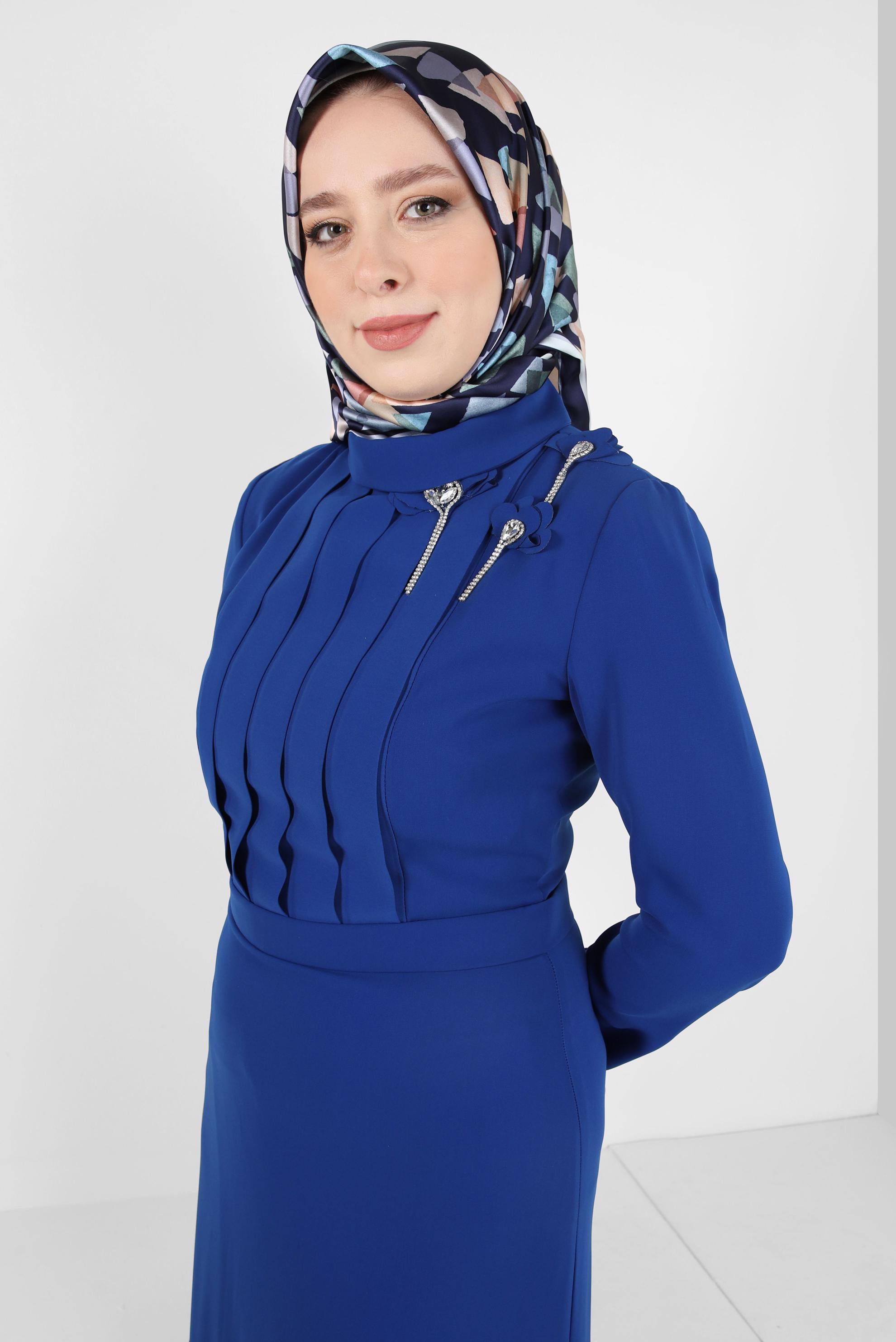 Tesettür giyim LACİVERT ALVİNA DESENLİ EŞARP 8408